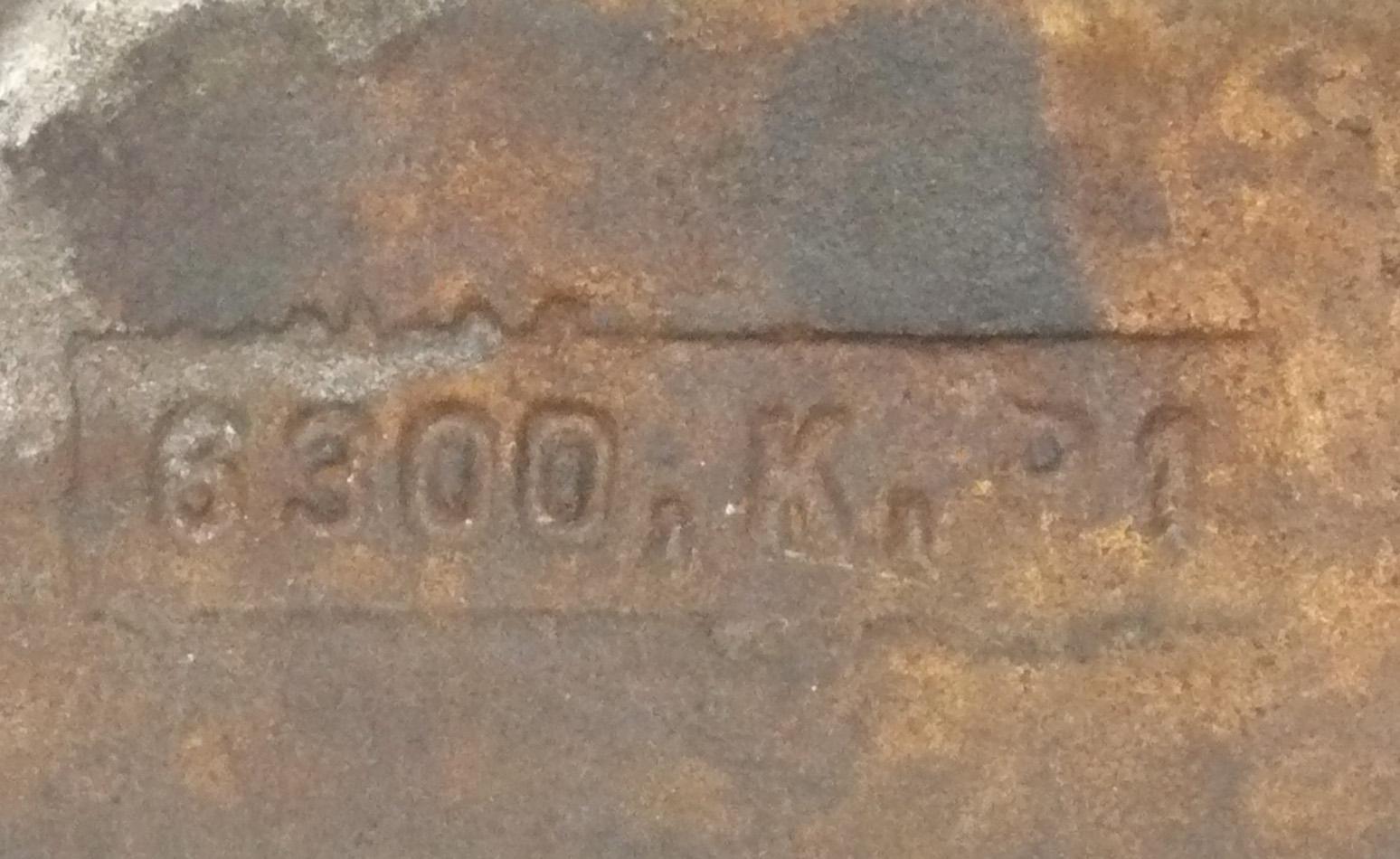 Großer verschnörkelter Bronzespiegel 50,5 