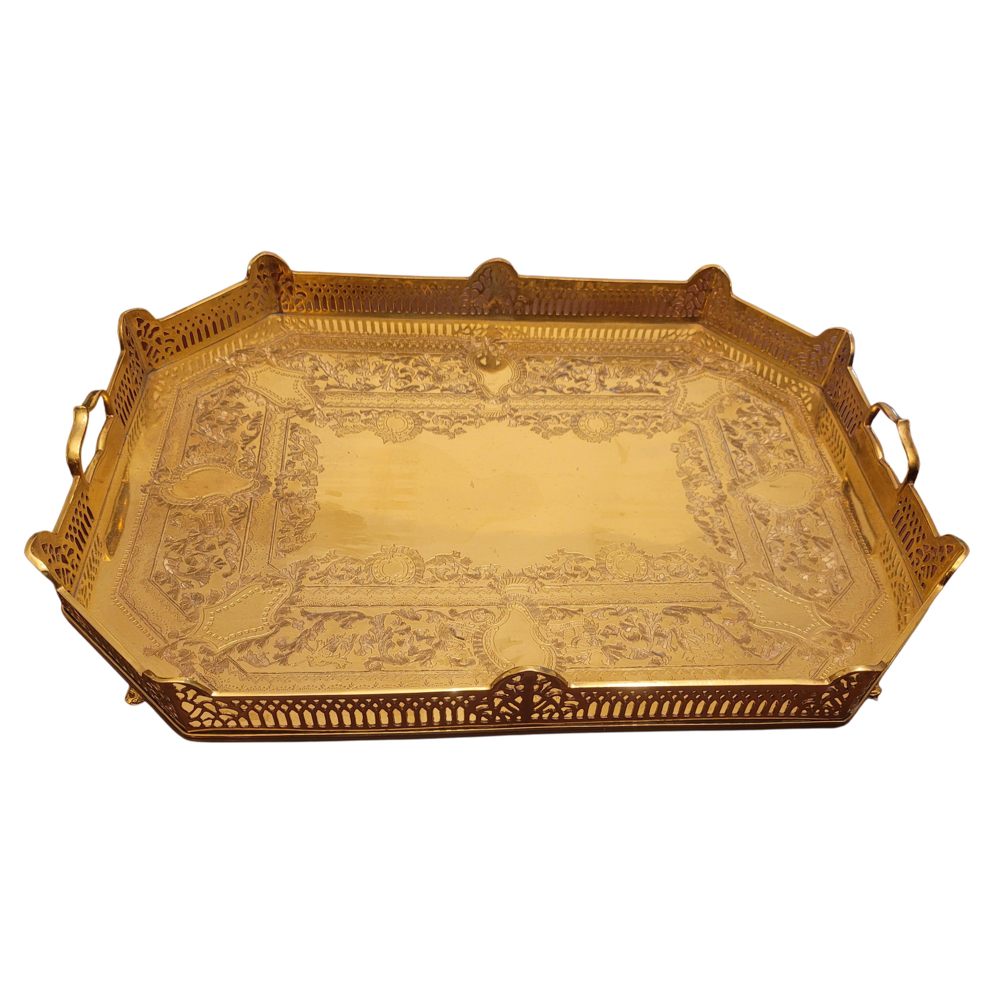 Large Ornate Engraved and Polished Brass Decorative Samovar Set For Sale 2