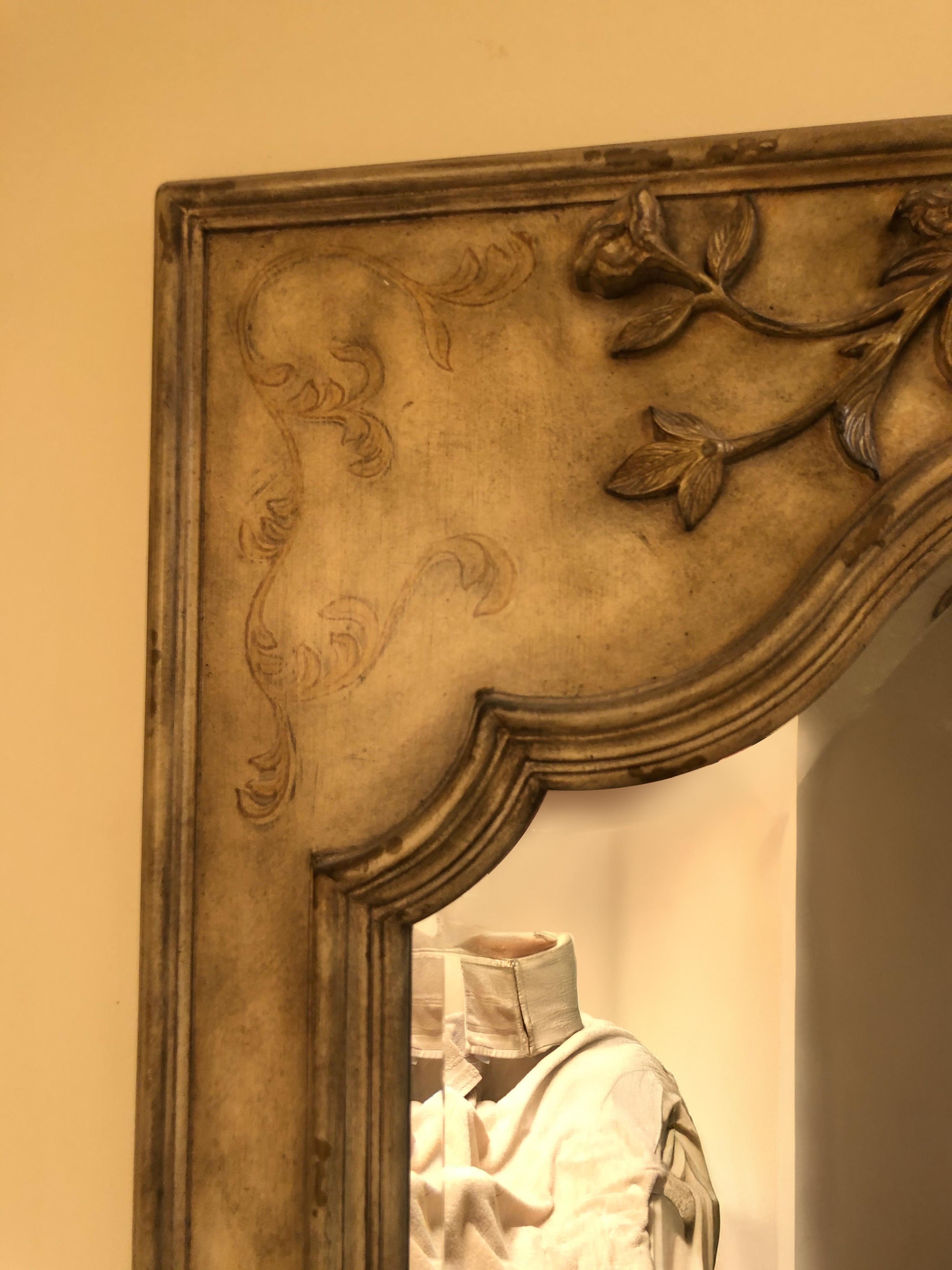 Espejo grande ornamentado de gran tamaño by Domain en venta 8