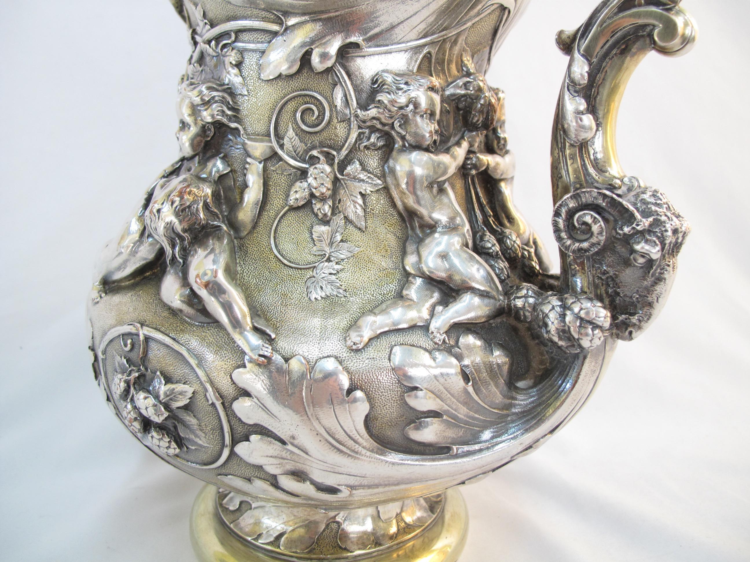 Large Ornate Putti Cavorting Among Hops Repousse Pitcher Elkington 19th Century For Sale 3