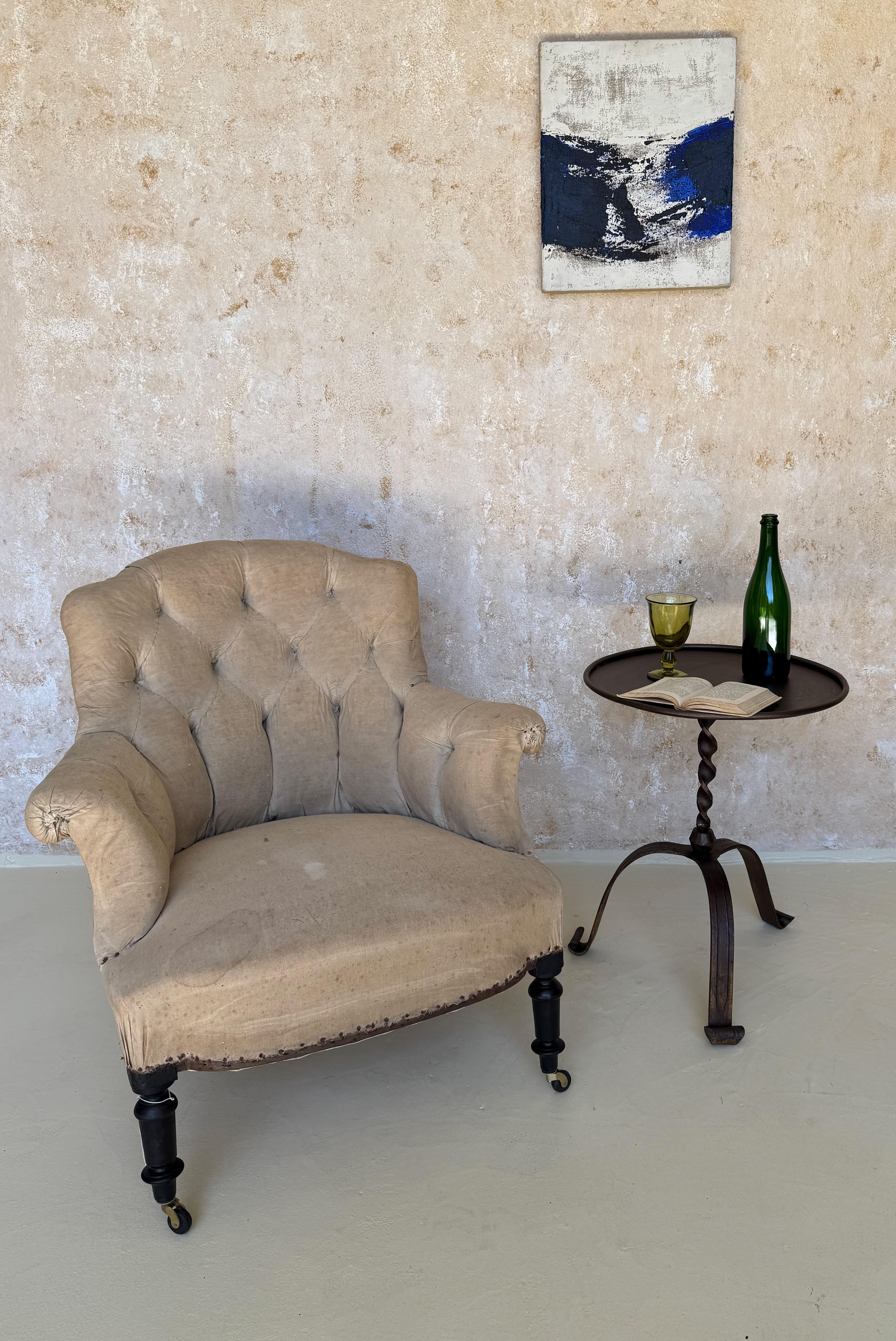 Art nouveau Grande table à boire en fer espagnol orné avec Stem torsadé en vente