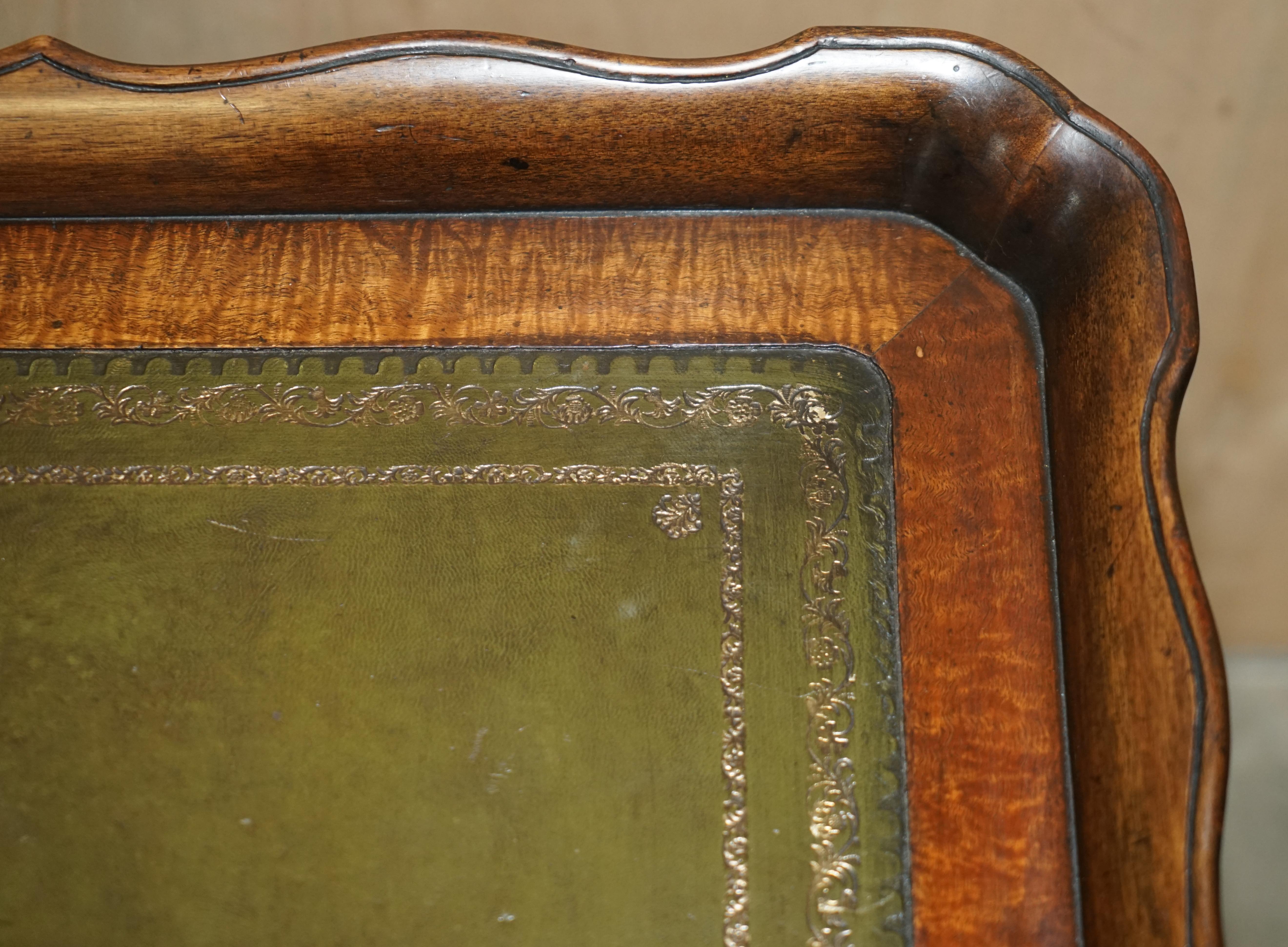 Large Ornately Carved Antique Hardwood & Green Leather Tilt Top Centre Table For Sale 8