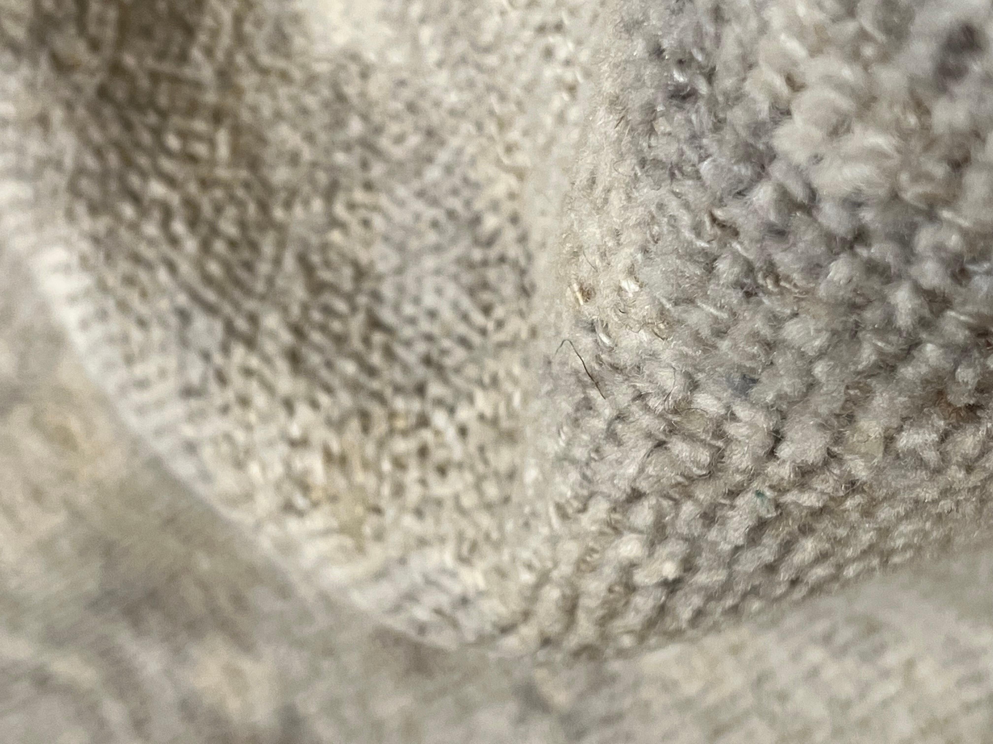 Großer Oushak-Teppich  silberfarbene Wolle im Zustand „Neu“ im Angebot in Firenze, IT