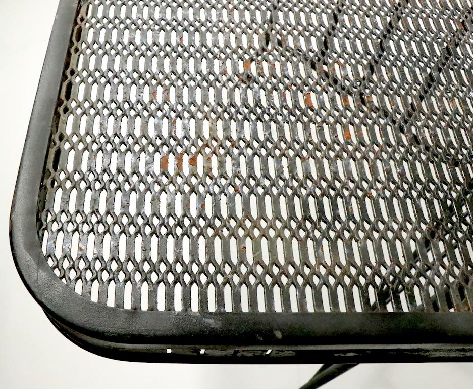 metal mesh patio table