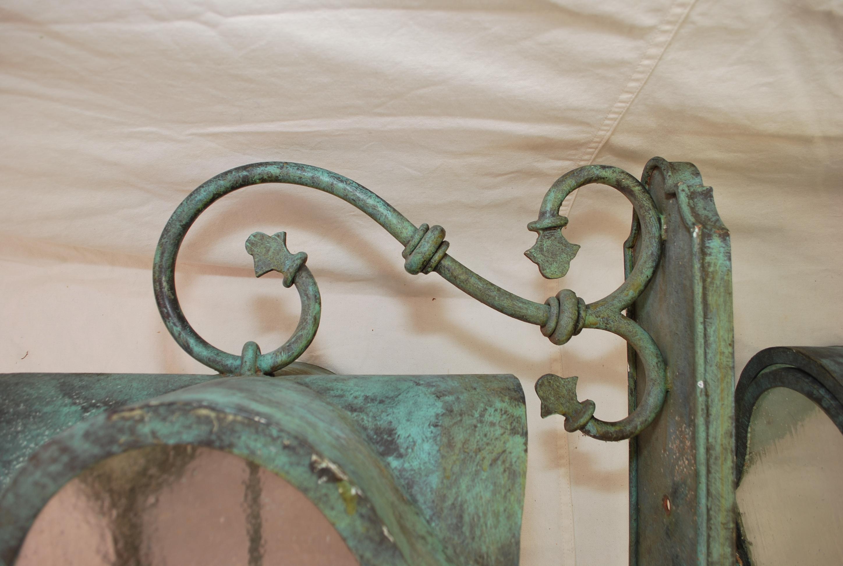 Large outdoor sconces For Sale 4