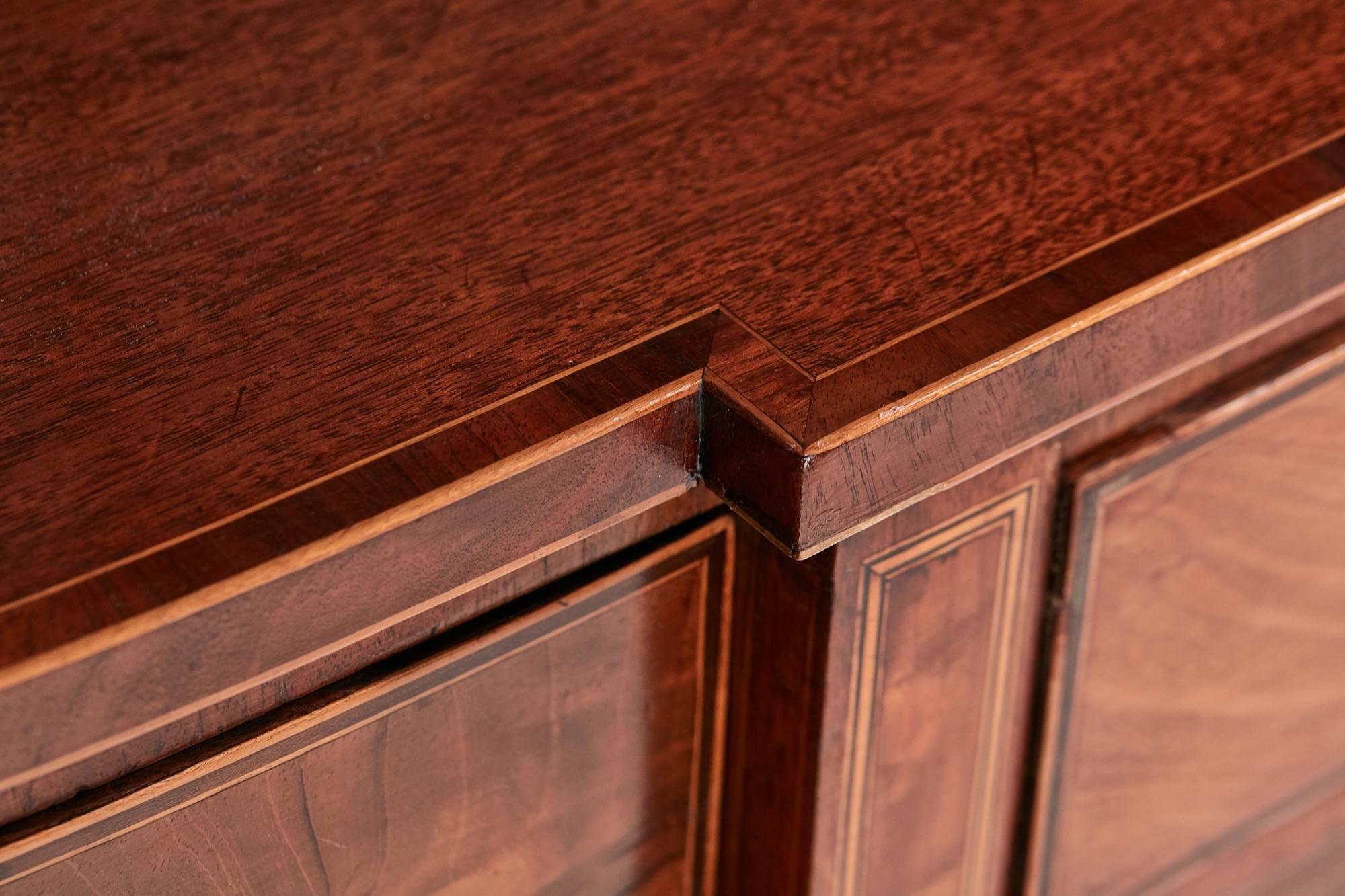 18th Century and Earlier Large Outstanding Quality Georgian Inlaid Mahogany Sideboard