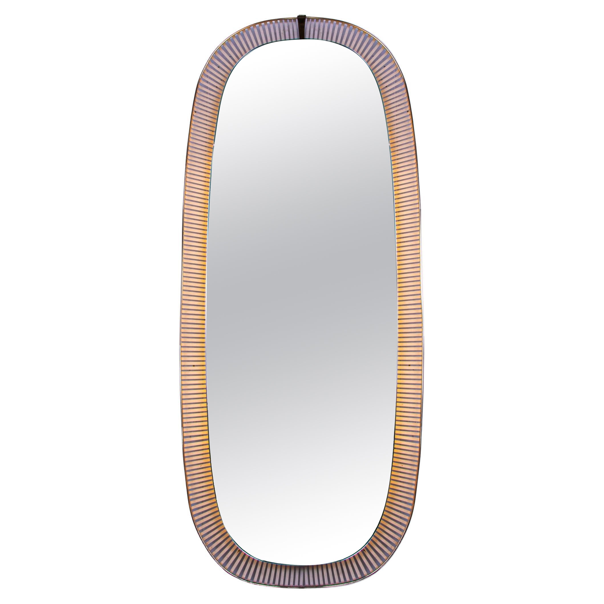 Grand miroir ovale 44" rétro-éclairé en verre et laiton perforé, Hillebrand Allemagne années 1950