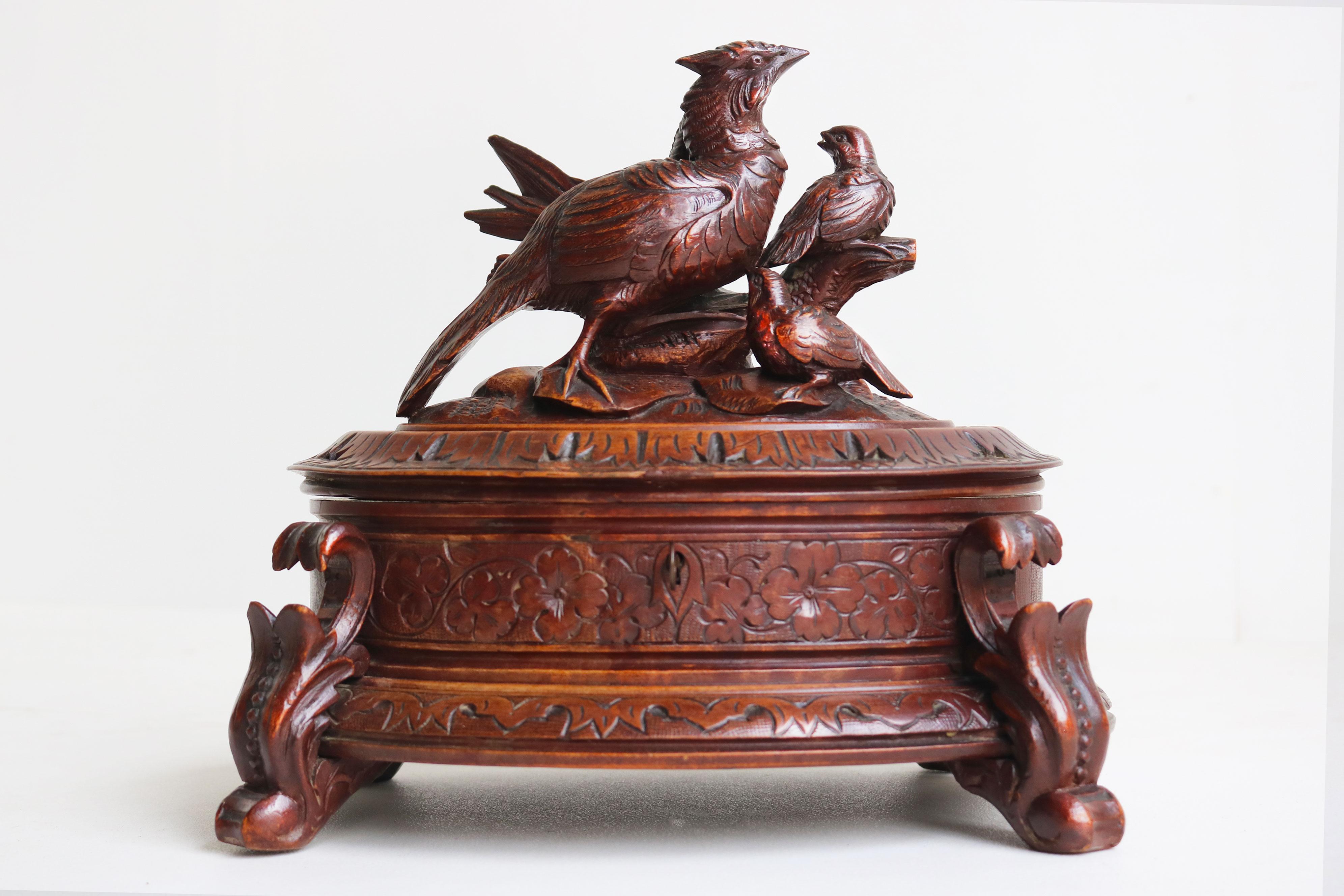 Swiss large oval Antique swiss 19th century Black Forest jewelry box walnut 3 birds For Sale