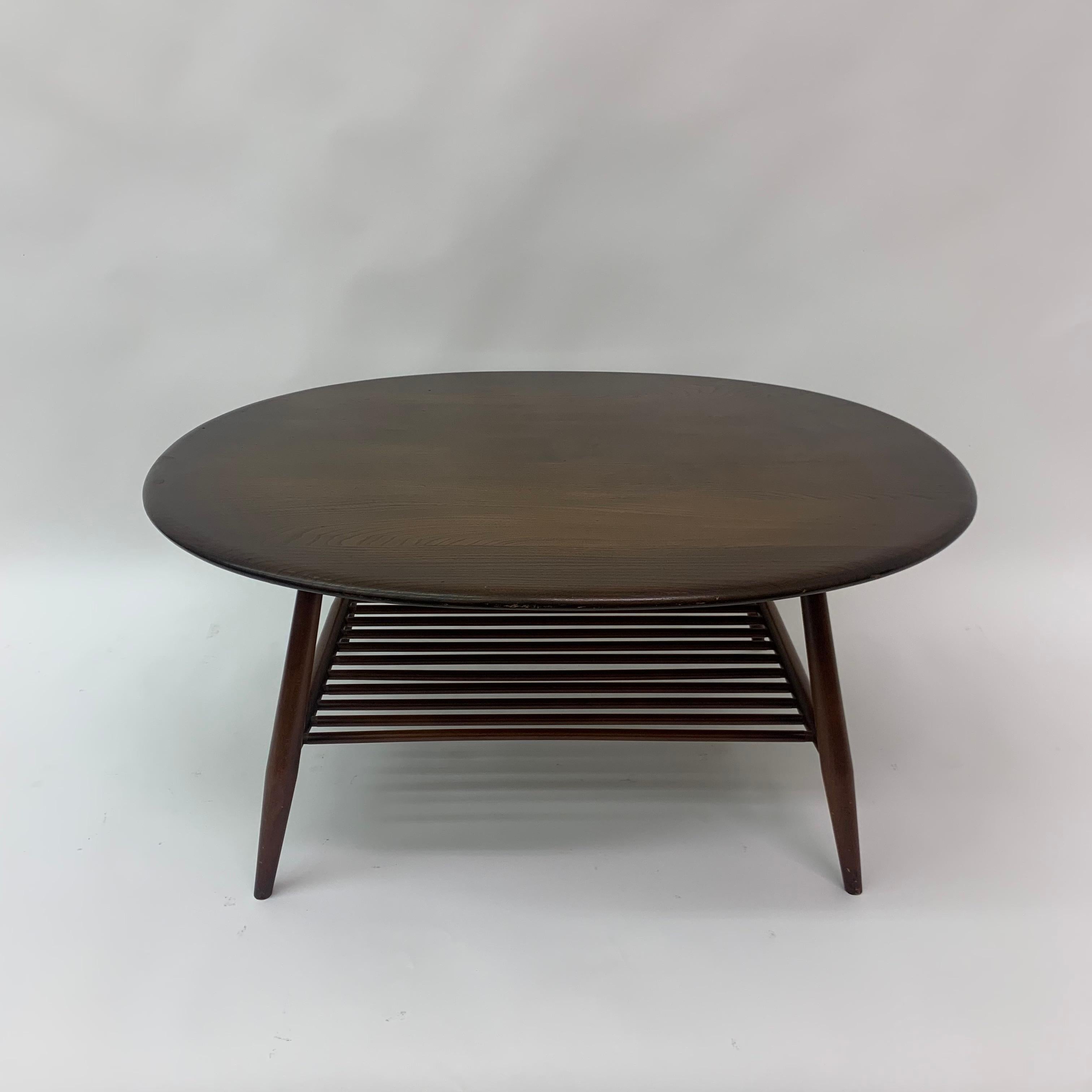 Mid-20th Century Large Oval Coffee Table by Lucian Randolph Ercolani for Ercol, England, 1950s