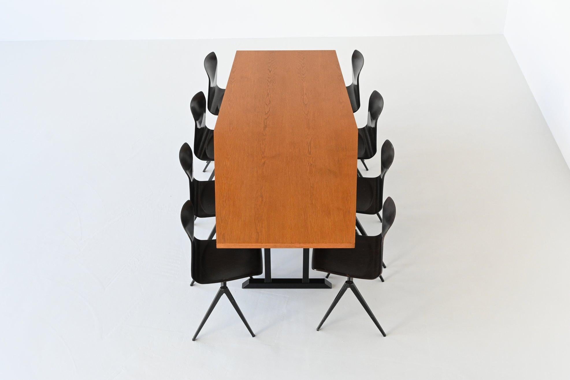 Large Oval Conference or Dining Table Oak Wood, The Netherlands, 1970 9
