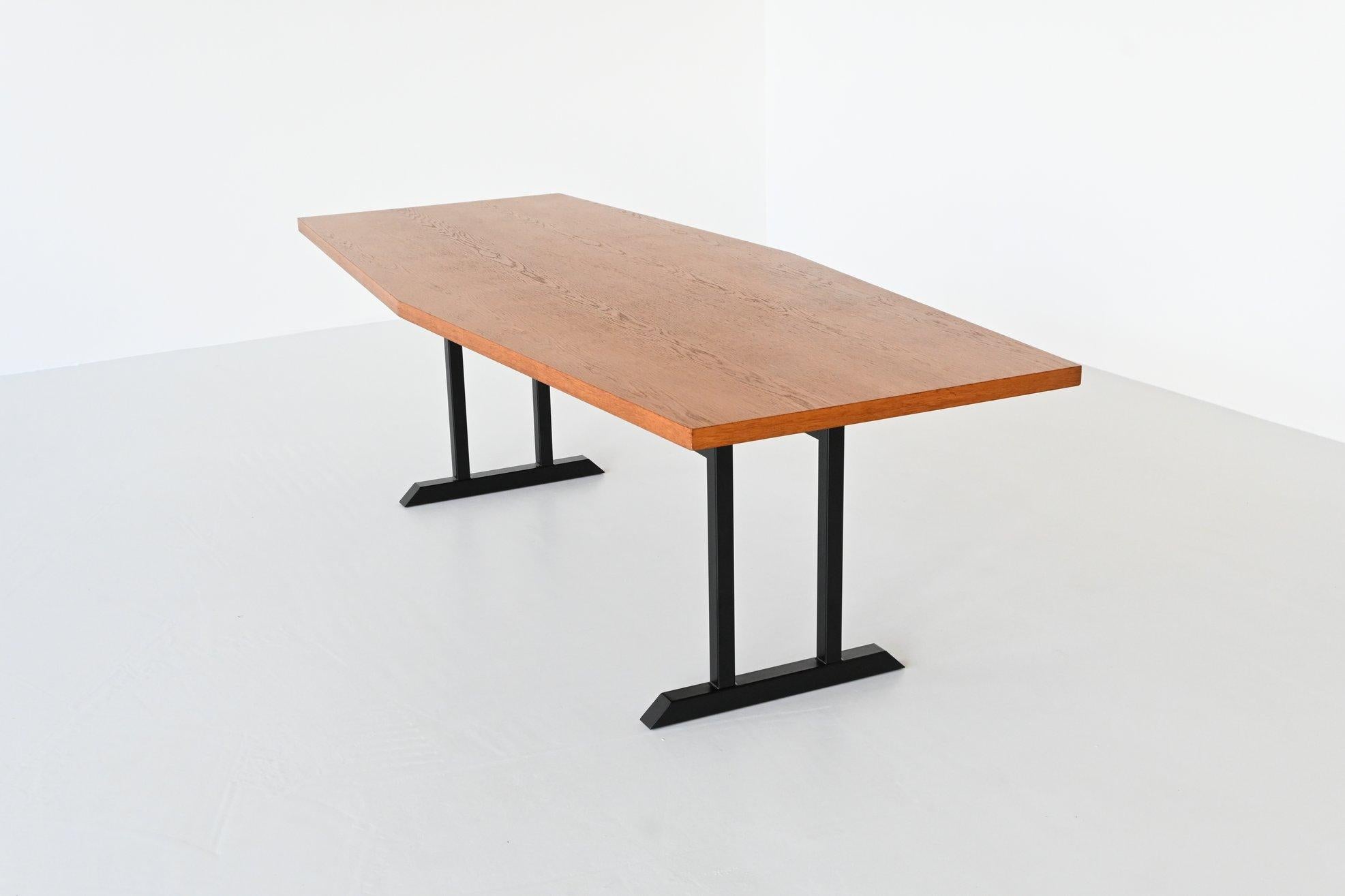 Mid-Century Modern Large Oval Conference or Dining Table Oak Wood, The Netherlands, 1970