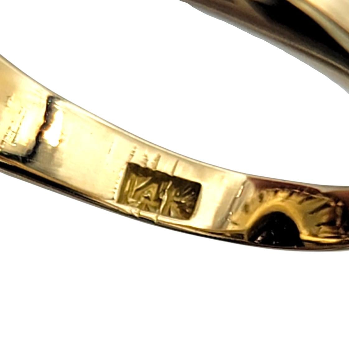 Bague cocktail en or jaune 14 carats avec halo d'améthyste et d'opale de taille ovale Pour femmes en vente