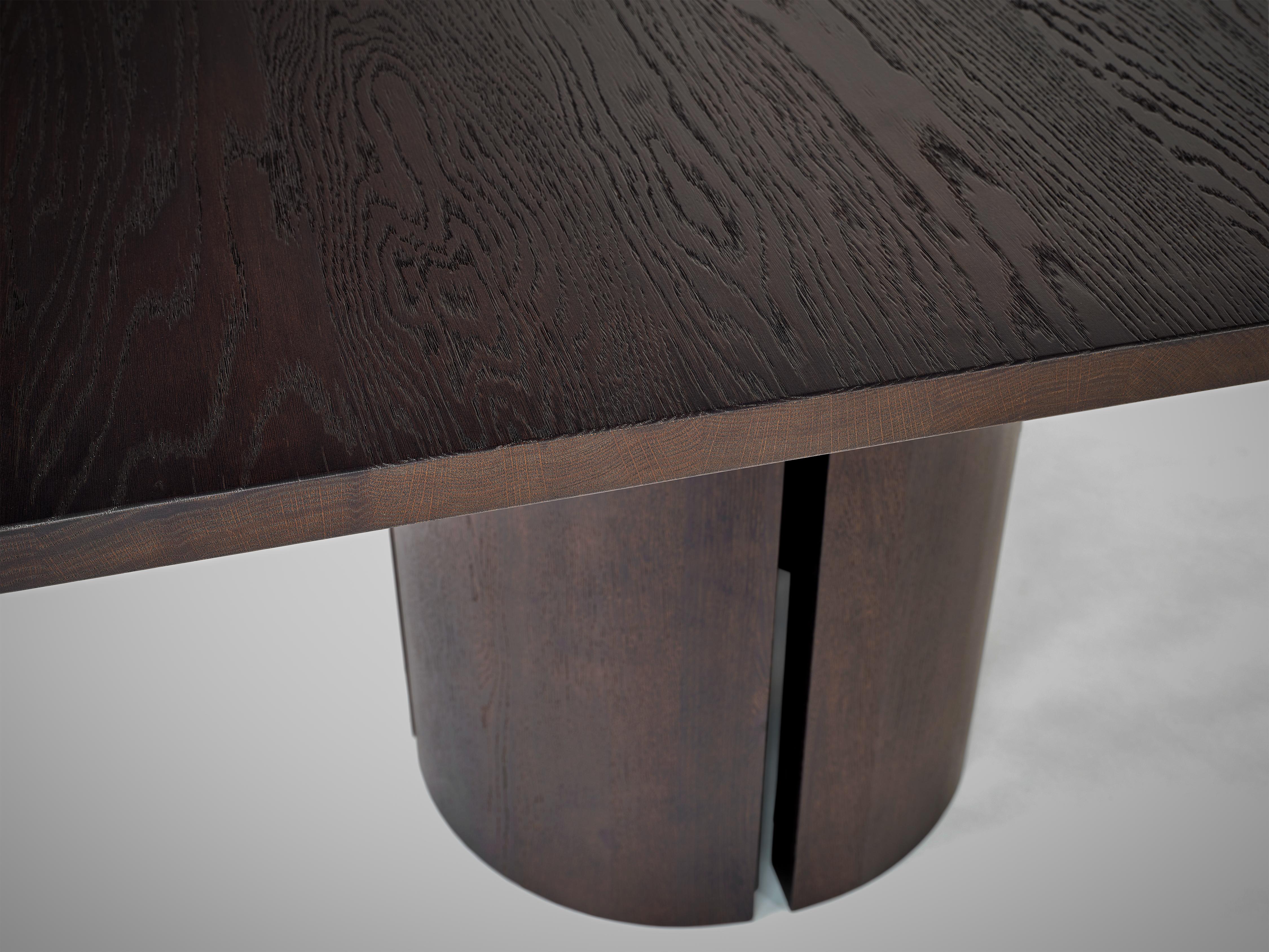 Grande table de salle à manger ovale - Chêne européen massif - Aperta Capsule en vente 1