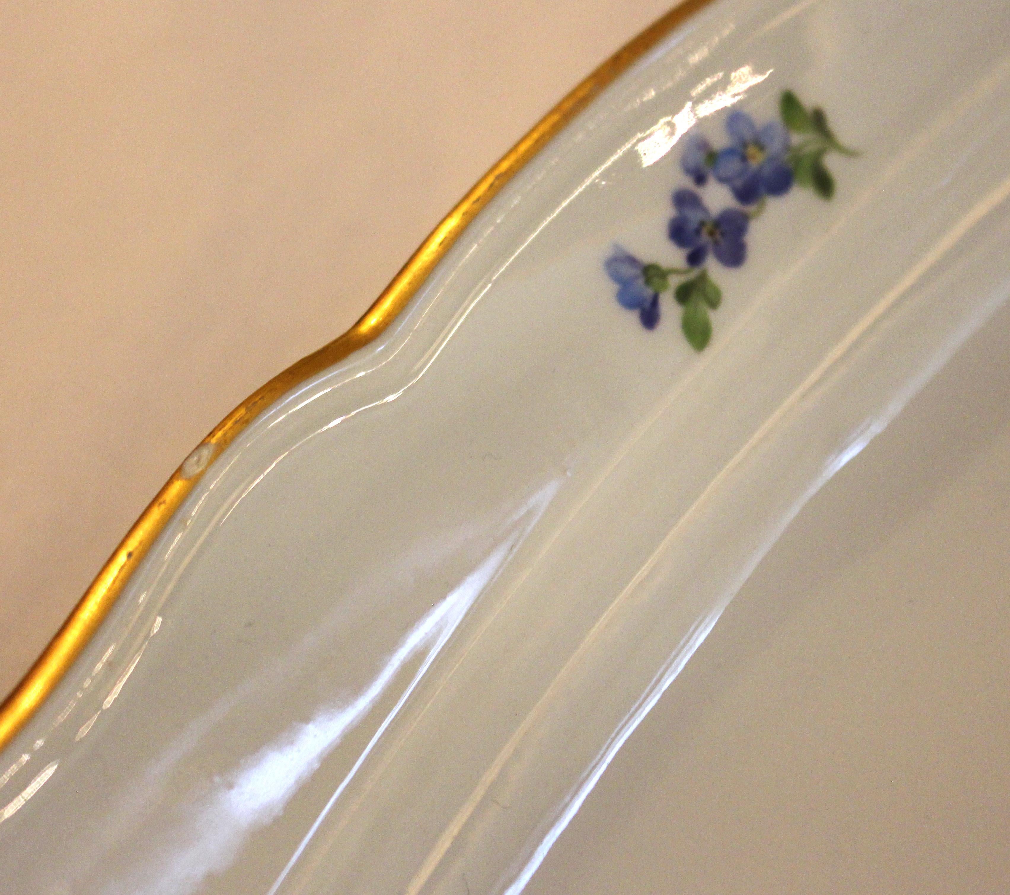 Céramique Grand plat à poisson ovale de Meissen en vente