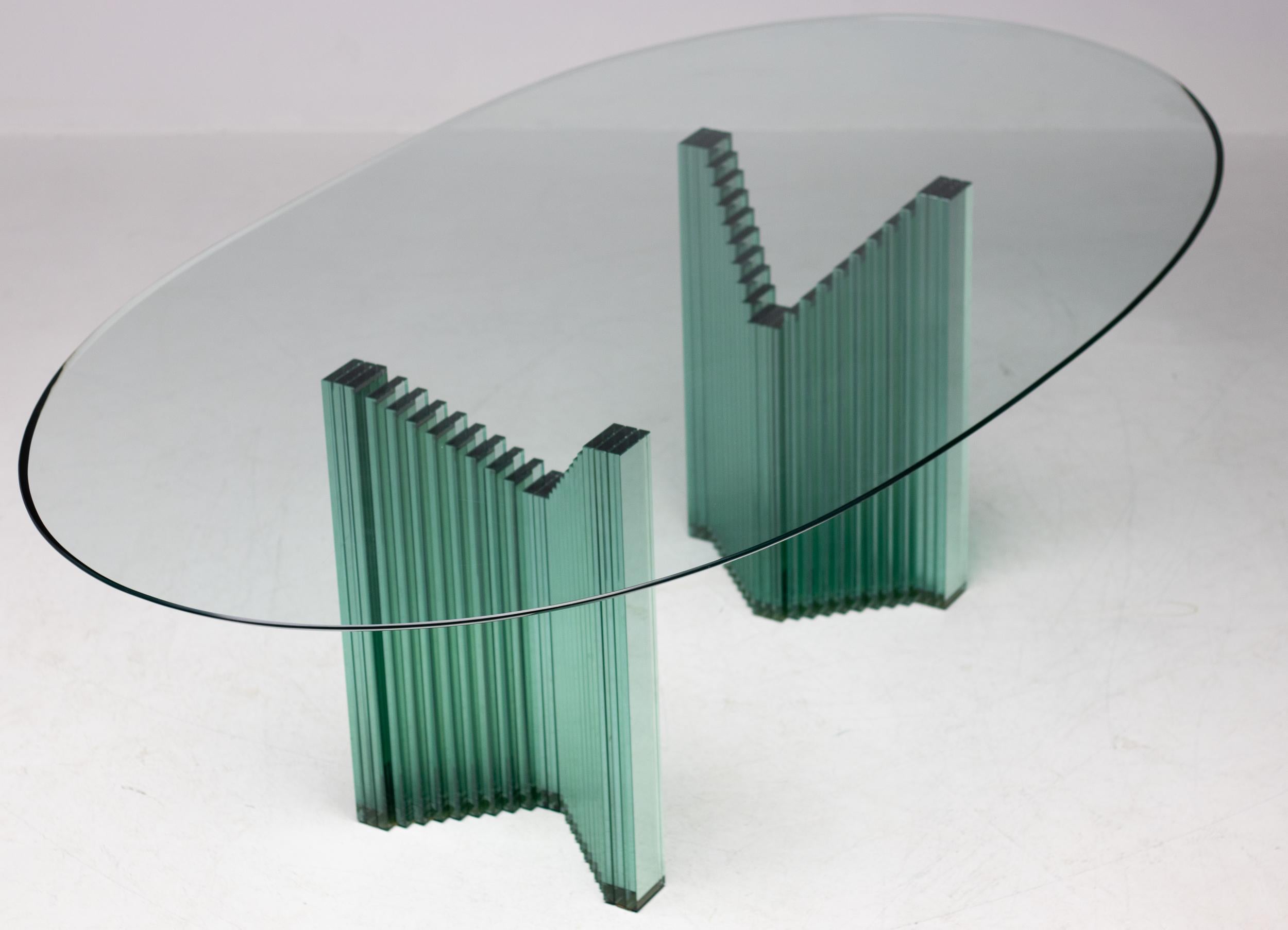 Large Oval Glass Dining Table by Luigi Massoni In Good Condition In Dronten, NL