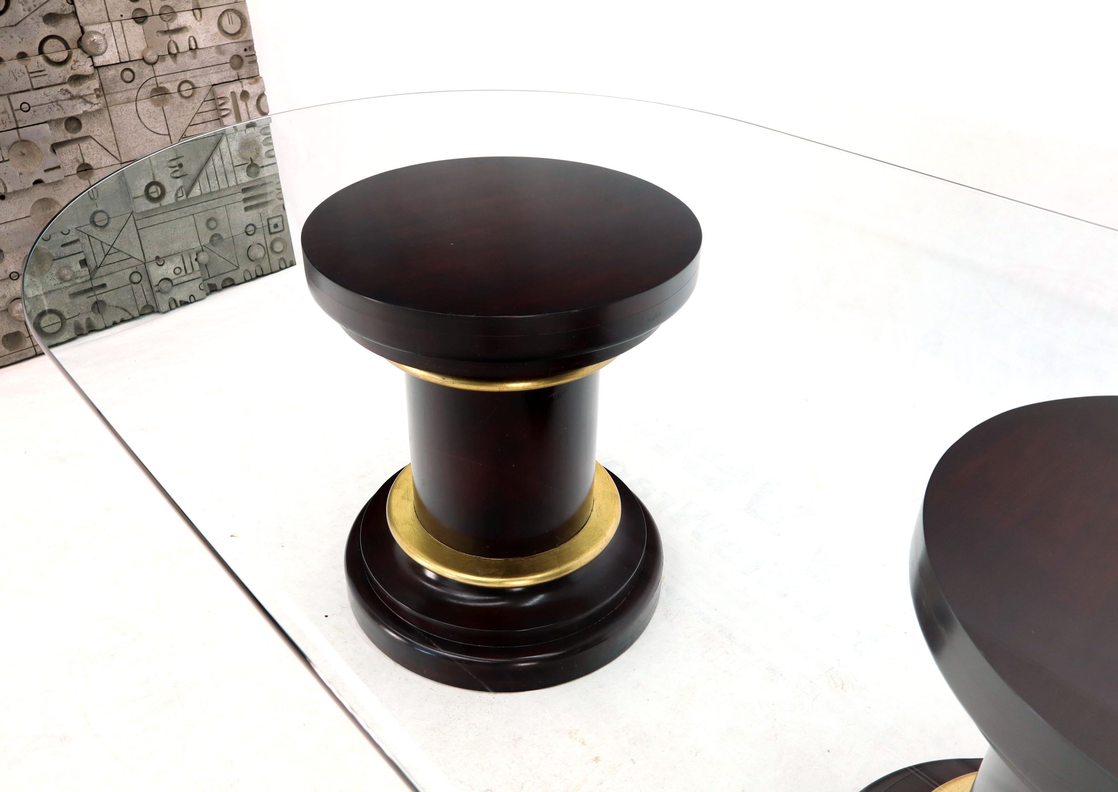 Großer, ovaler Esstisch mit Glasplatte und zwei runden, gedrechselten Mahagoni-Sockeln im Angebot 7