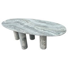 Gran mesa de comedor ovalada de mármol verde con patas de columna al estilo de Bellini