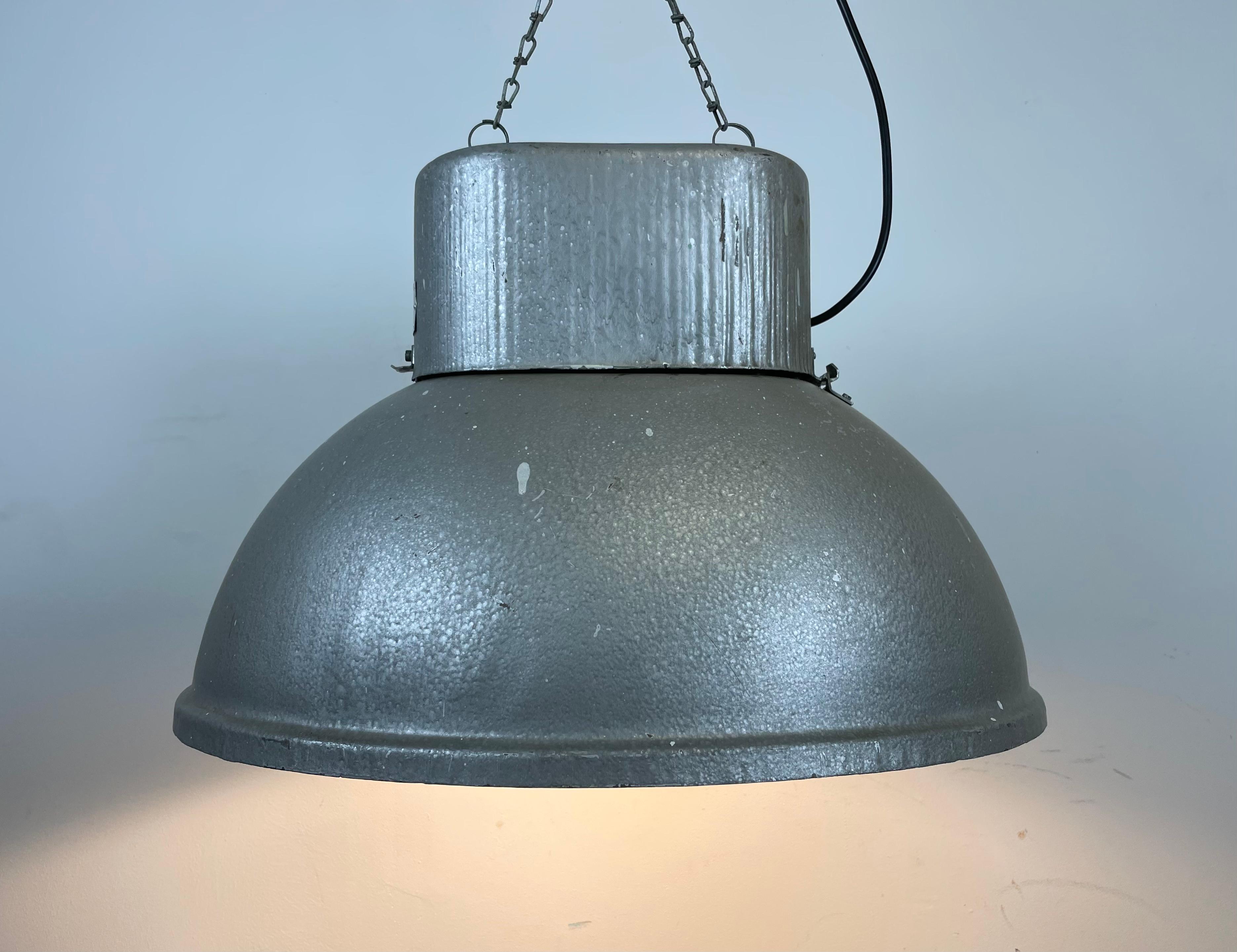 Large Oval Industrial Polish Factory Pendant Lamp from Predom Mesko, 1970s For Sale 4