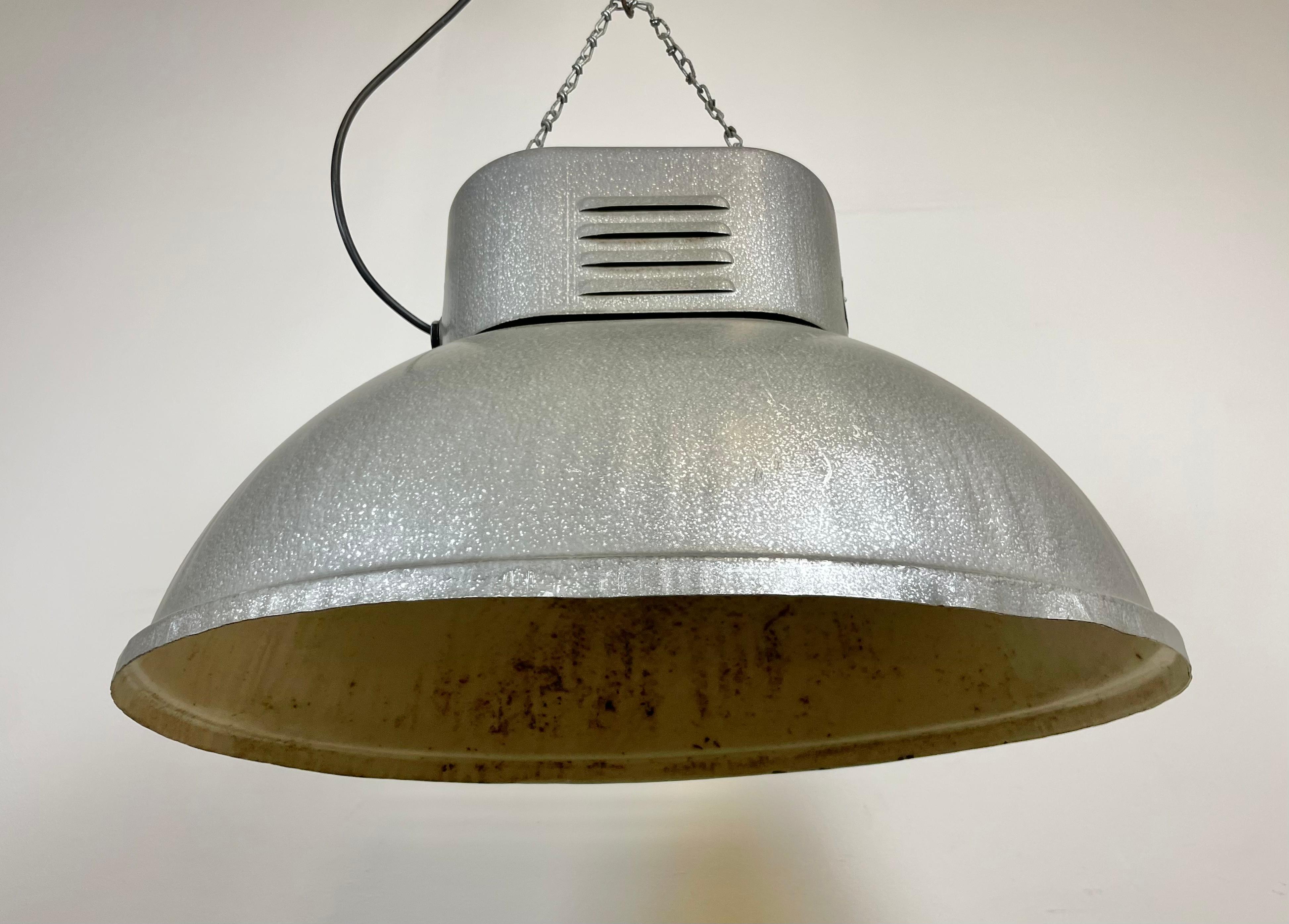 Large Oval Industrial Polish Factory Pendant Lamp from Predom Mesko, 1970s For Sale 3