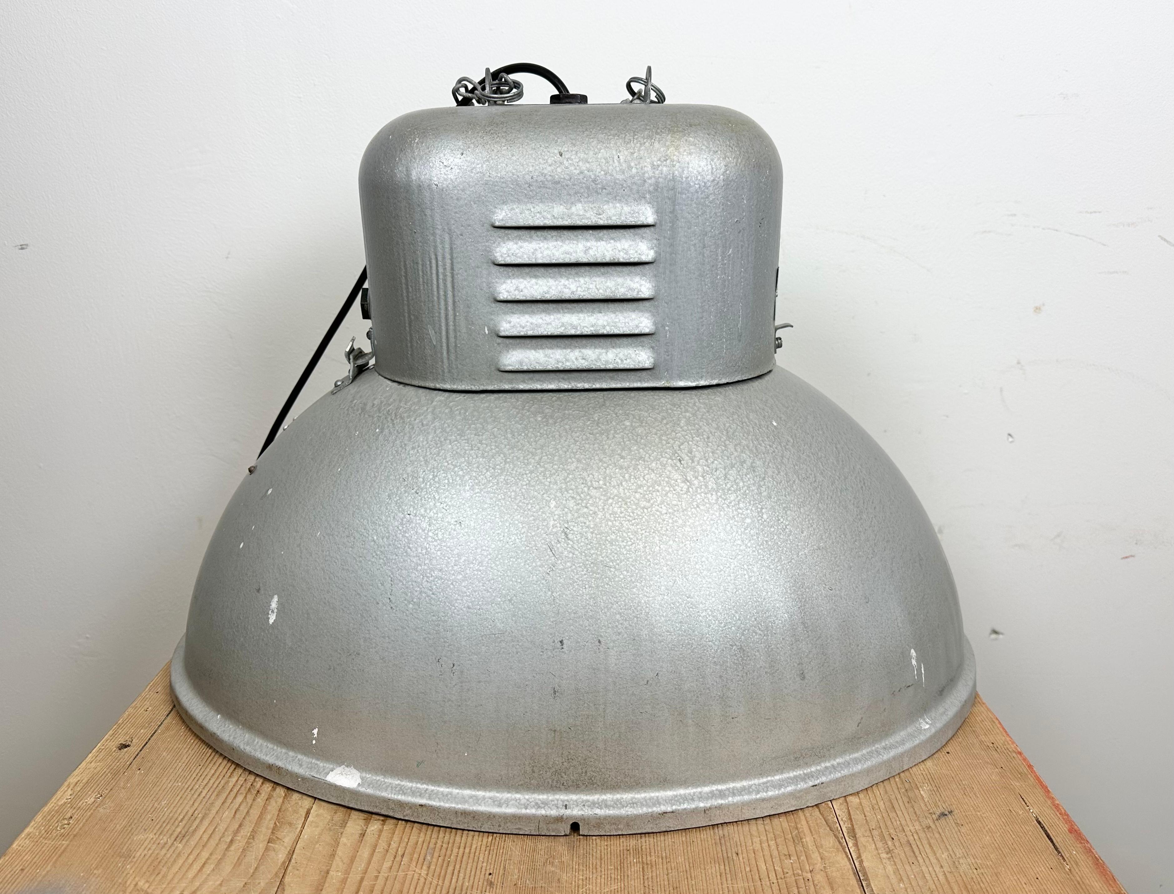Large Oval Industrial Polish Factory Pendant Lamp from Predom Mesko, 1960s For Sale 4