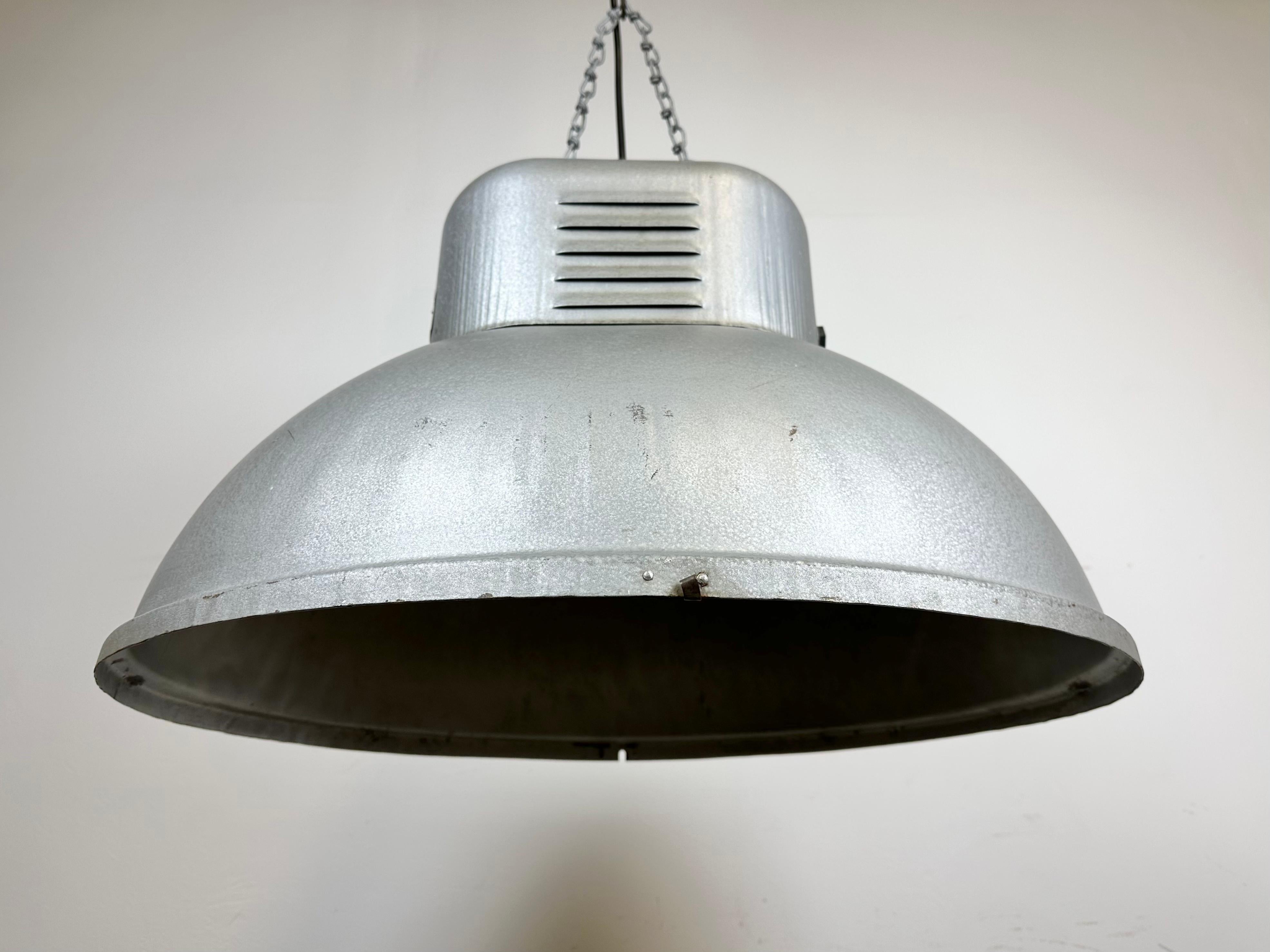 Large Oval Industrial Polish Factory Pendant Lamp from Predom Mesko, 1960s For Sale 1