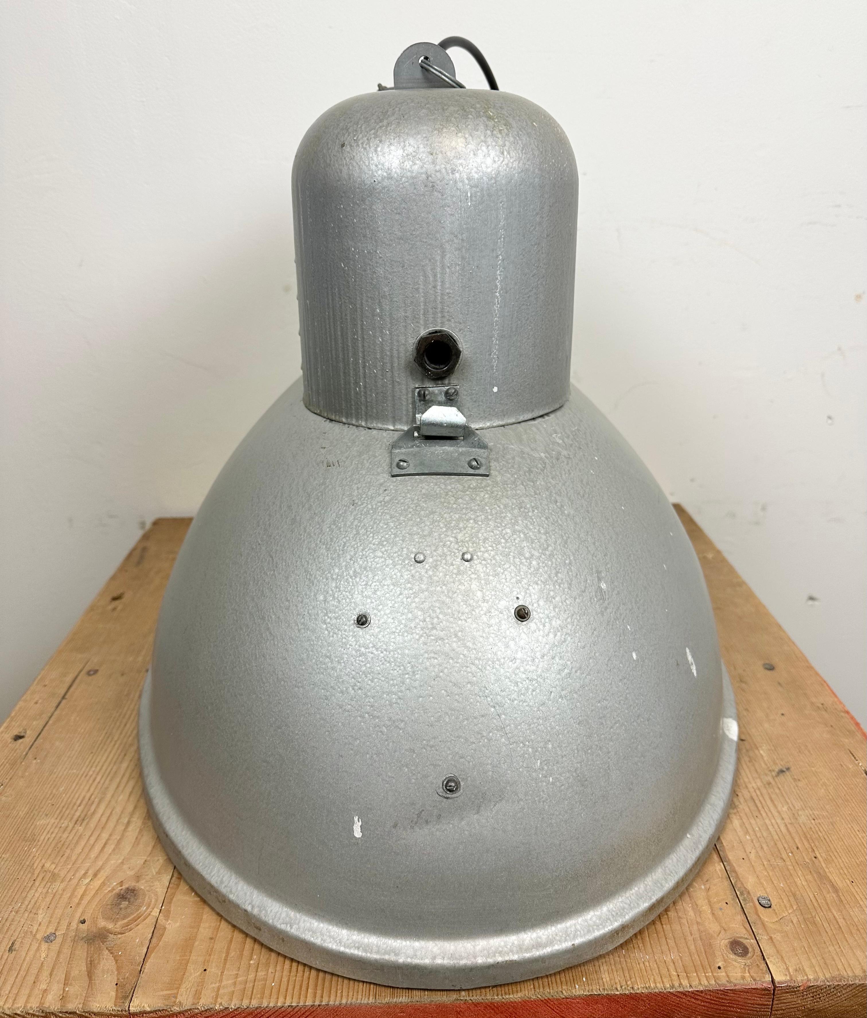 Large Oval Industrial Polish Factory Pendant Lamp from Predom Mesko, 1960s For Sale 3