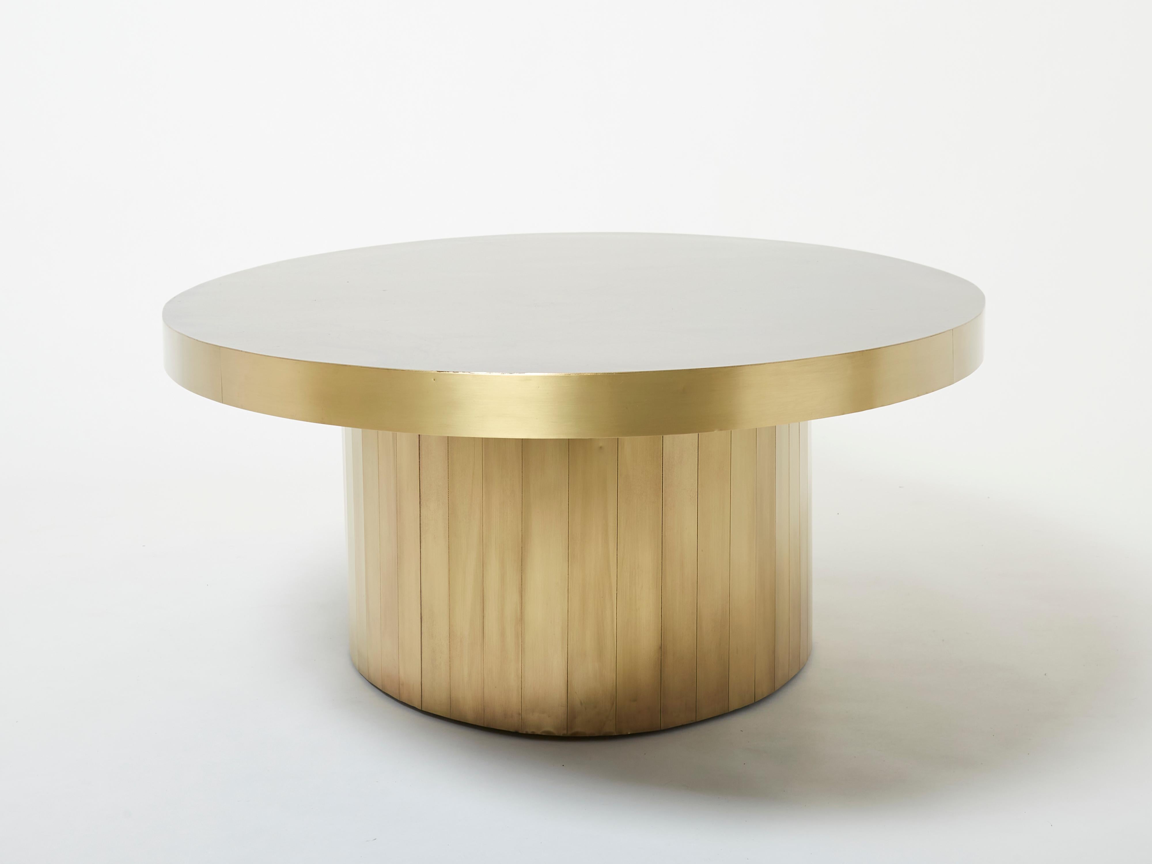 Grande table basse ovale Isabelle et Richard Faure en laiton oxydé, 1970 en vente 5