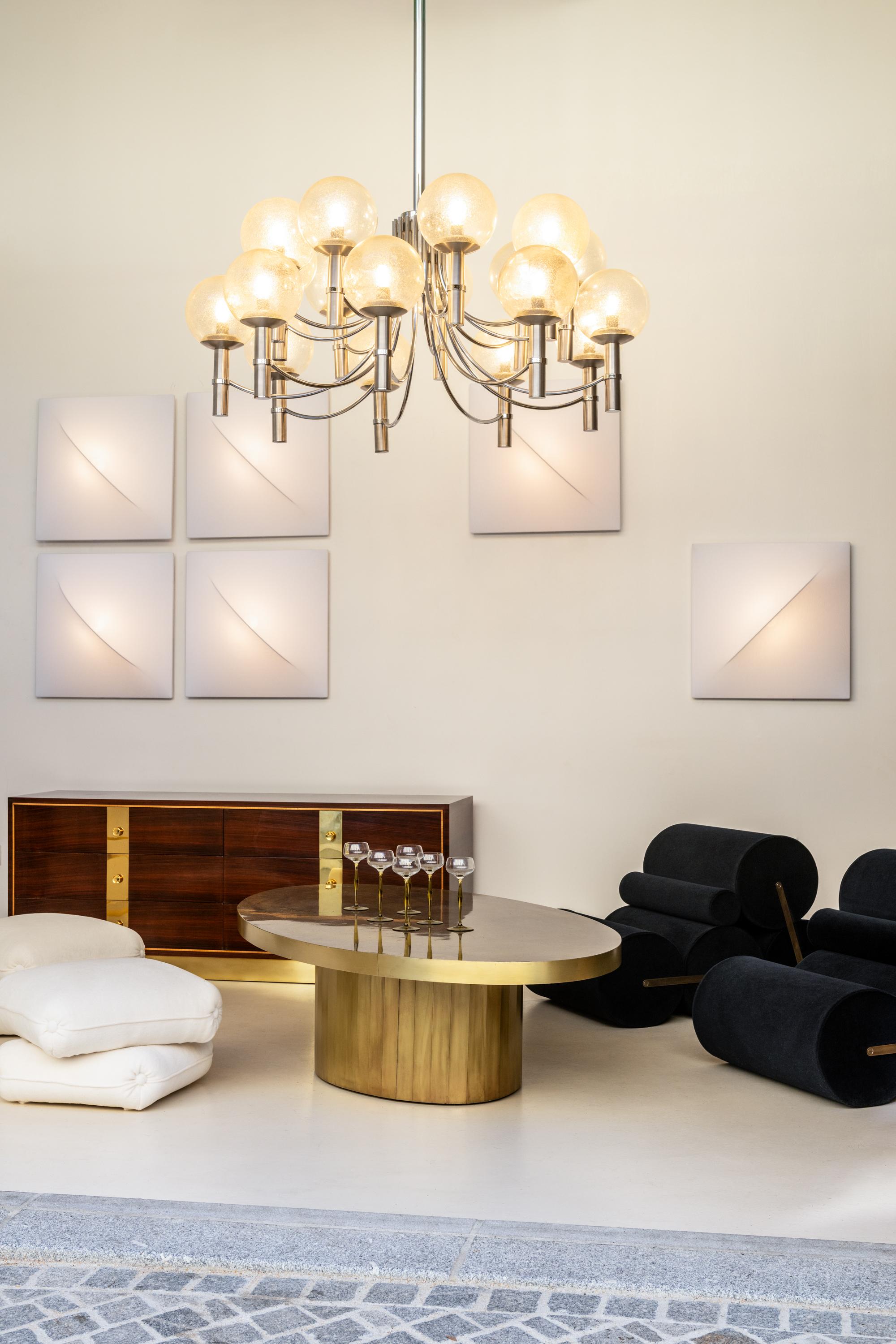 Großer ovaler Couchtisch von Isabelle und Richard Faure aus oxidiertem Messing, 1970er Jahre im Angebot 7