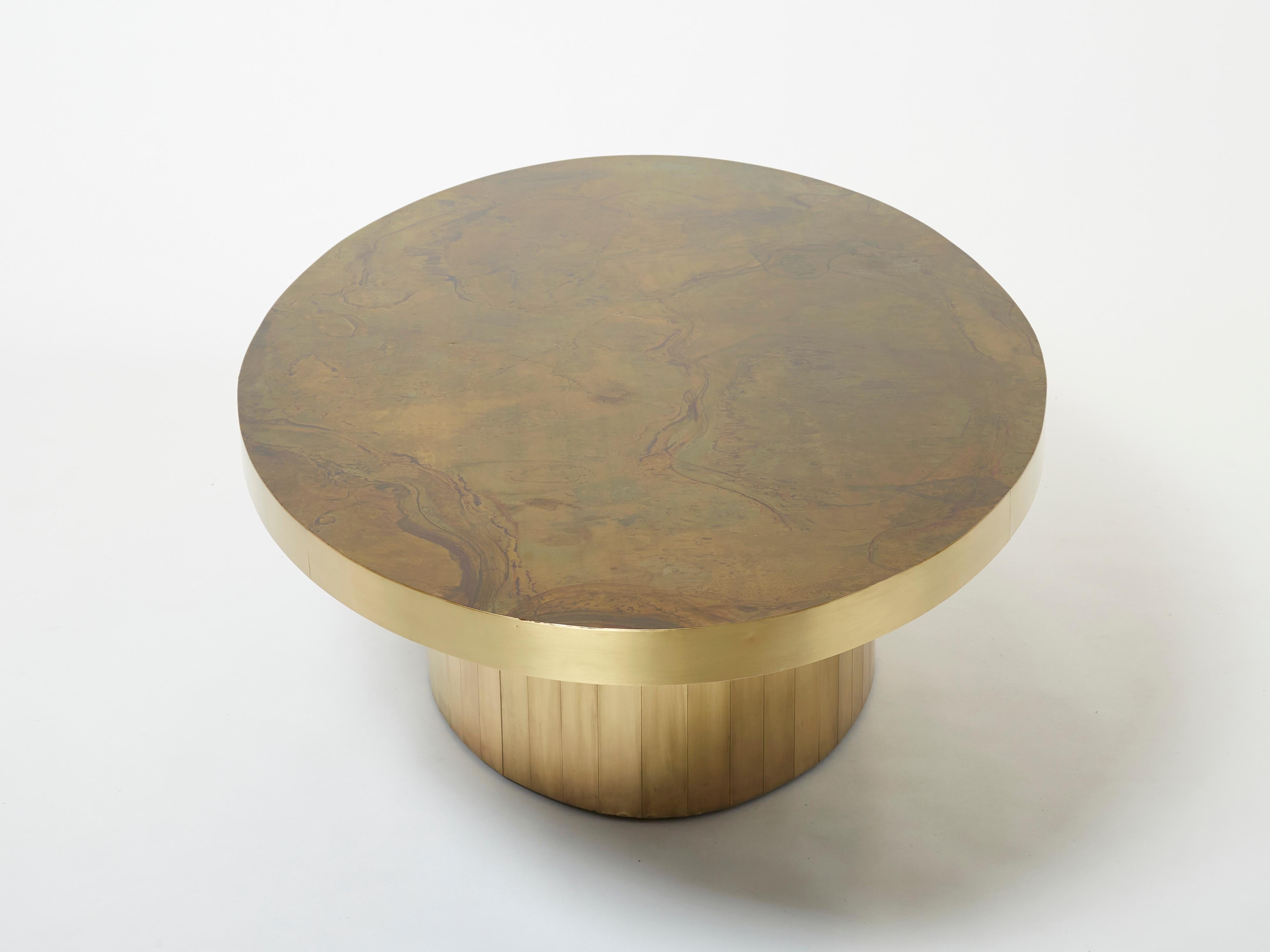 Fin du 20e siècle Grande table basse ovale Isabelle et Richard Faure en laiton oxydé, 1970 en vente