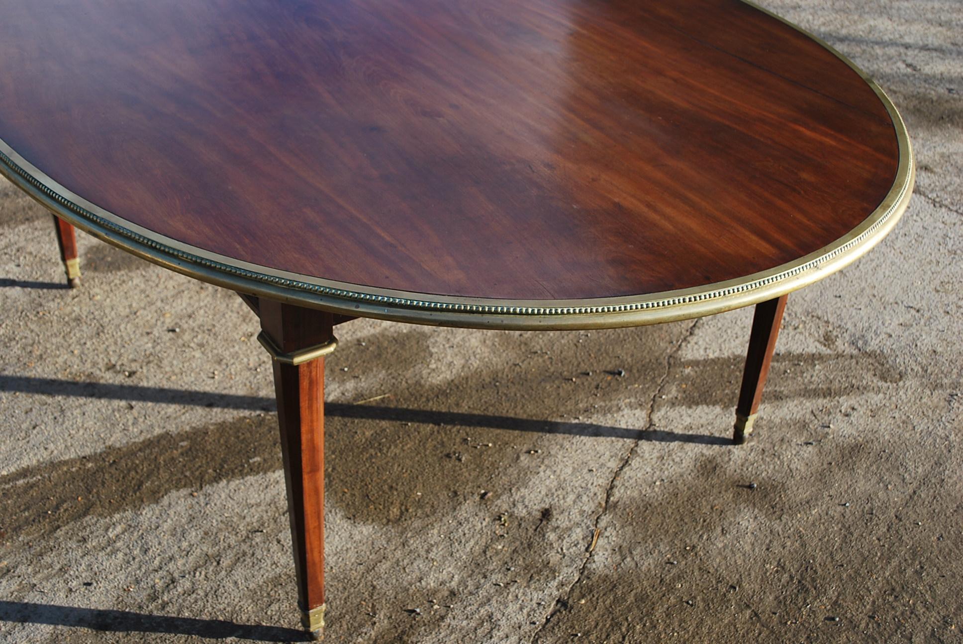 French Large Oval Mahogany Dining Table