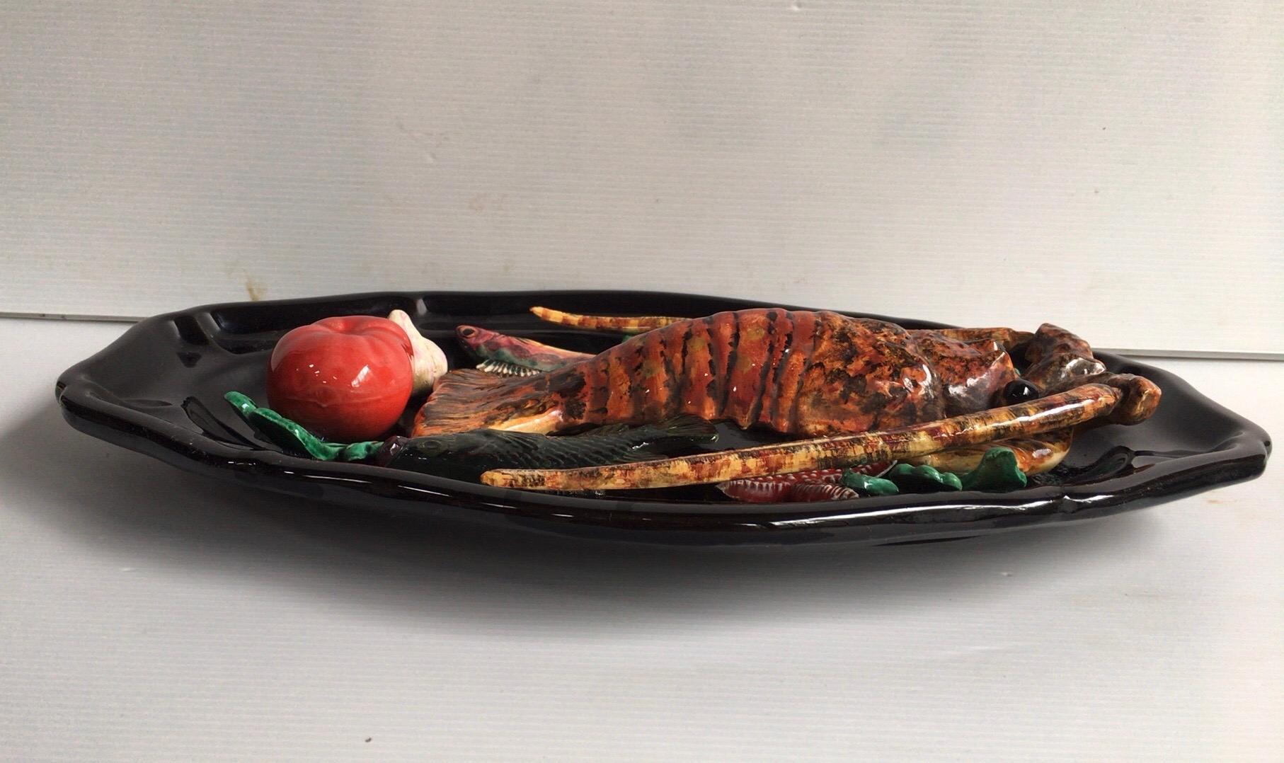 Large Oval Majolica Palissy Lobster and Fish Wall Platter Vallauris, circa 1950 In Good Condition In Austin, TX