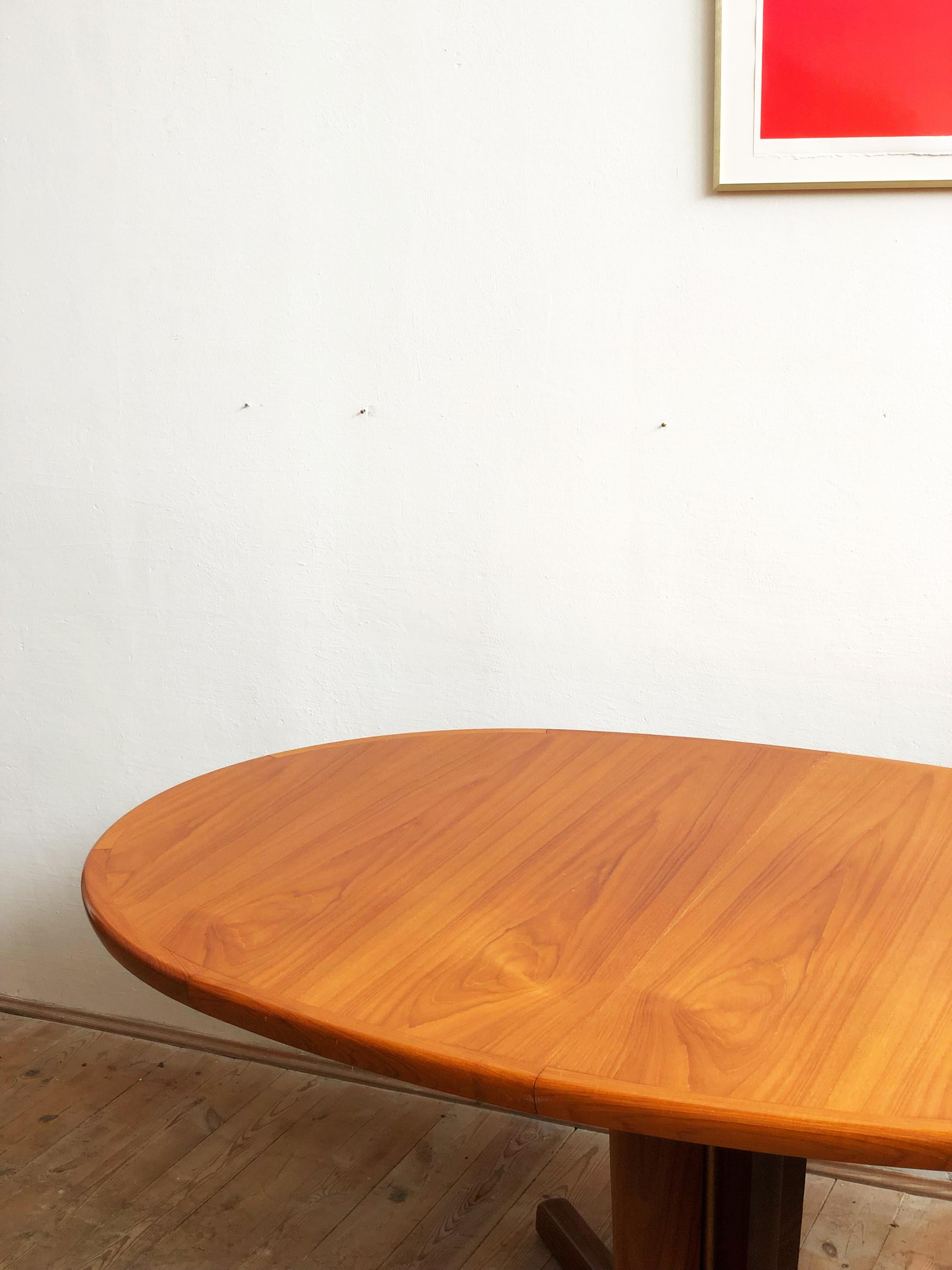 Large oval Mid-Century Modern Extendable Teak Dining Table, 1960s 7