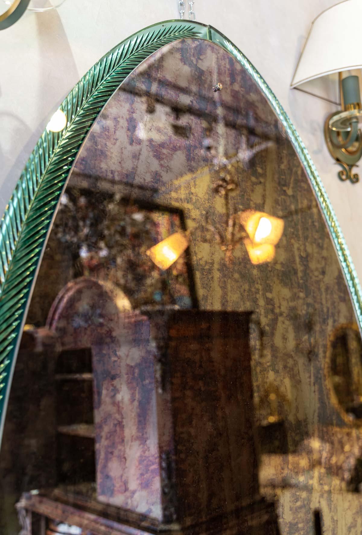 Large Oval Mirror And Its Bronze Console To Hang - Double Tint - Period Art Deco In Excellent Condition For Sale In CRÉTEIL, FR