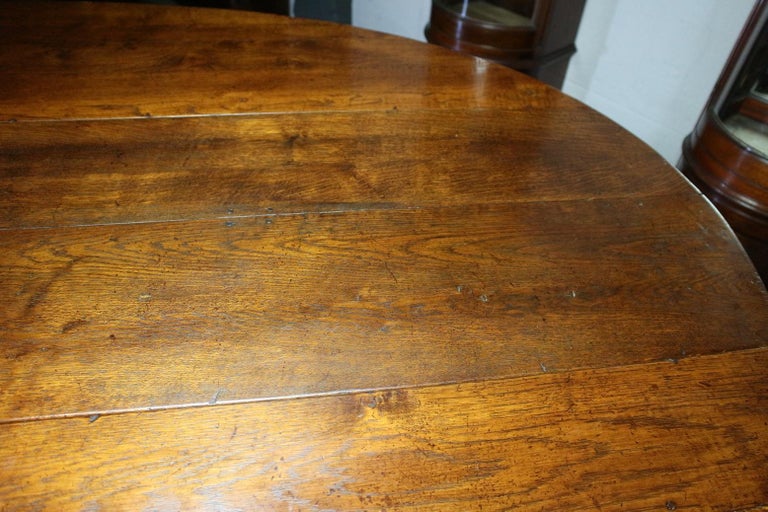 Large Oval Oak Dining Table For Sale at 1stDibs