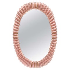 Grand miroir ovale en verre de Murano rose, en stock