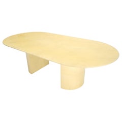 Grande tavolo da pranzo ovale con bordo a coltello laccato in pergamena e pelle di capra MINT