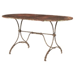 Grande table de jardin française de forme ovale peinte en rouge et vert