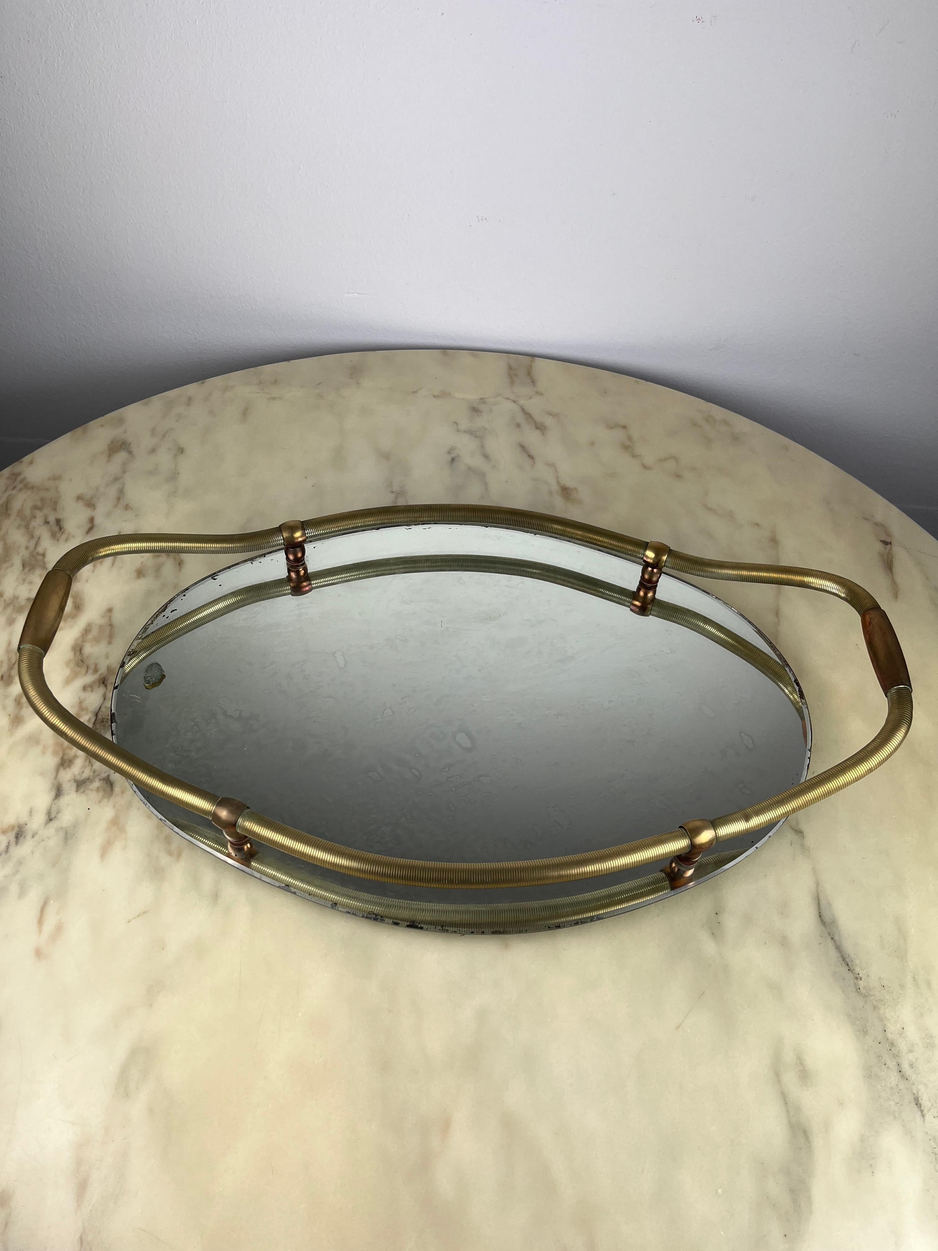 Large Oval Tray in Brass and Mirror, Italy, 1940s For Sale 4