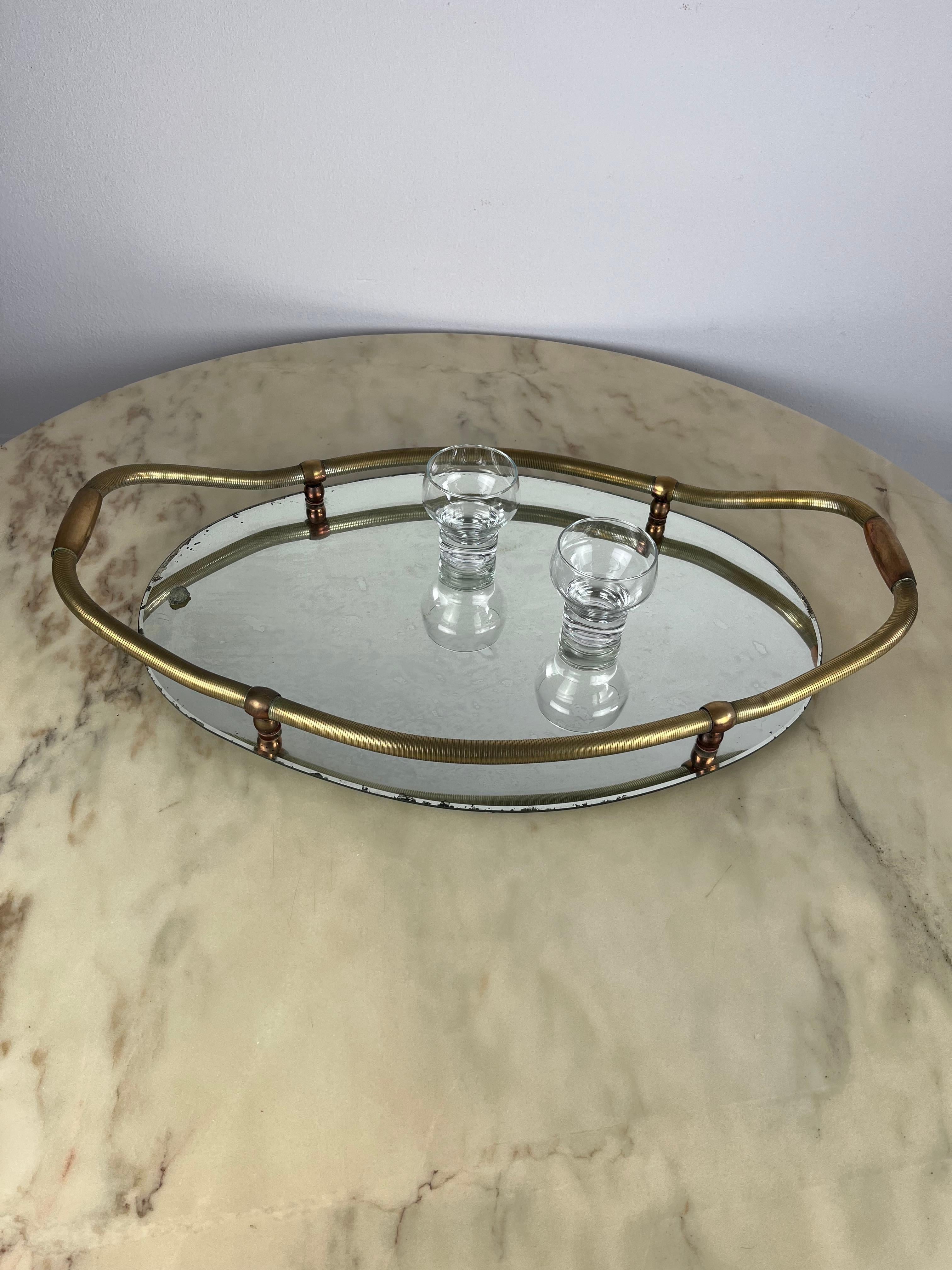 Mid-20th Century Large Oval Tray in Brass and Mirror, Italy, 1940s For Sale