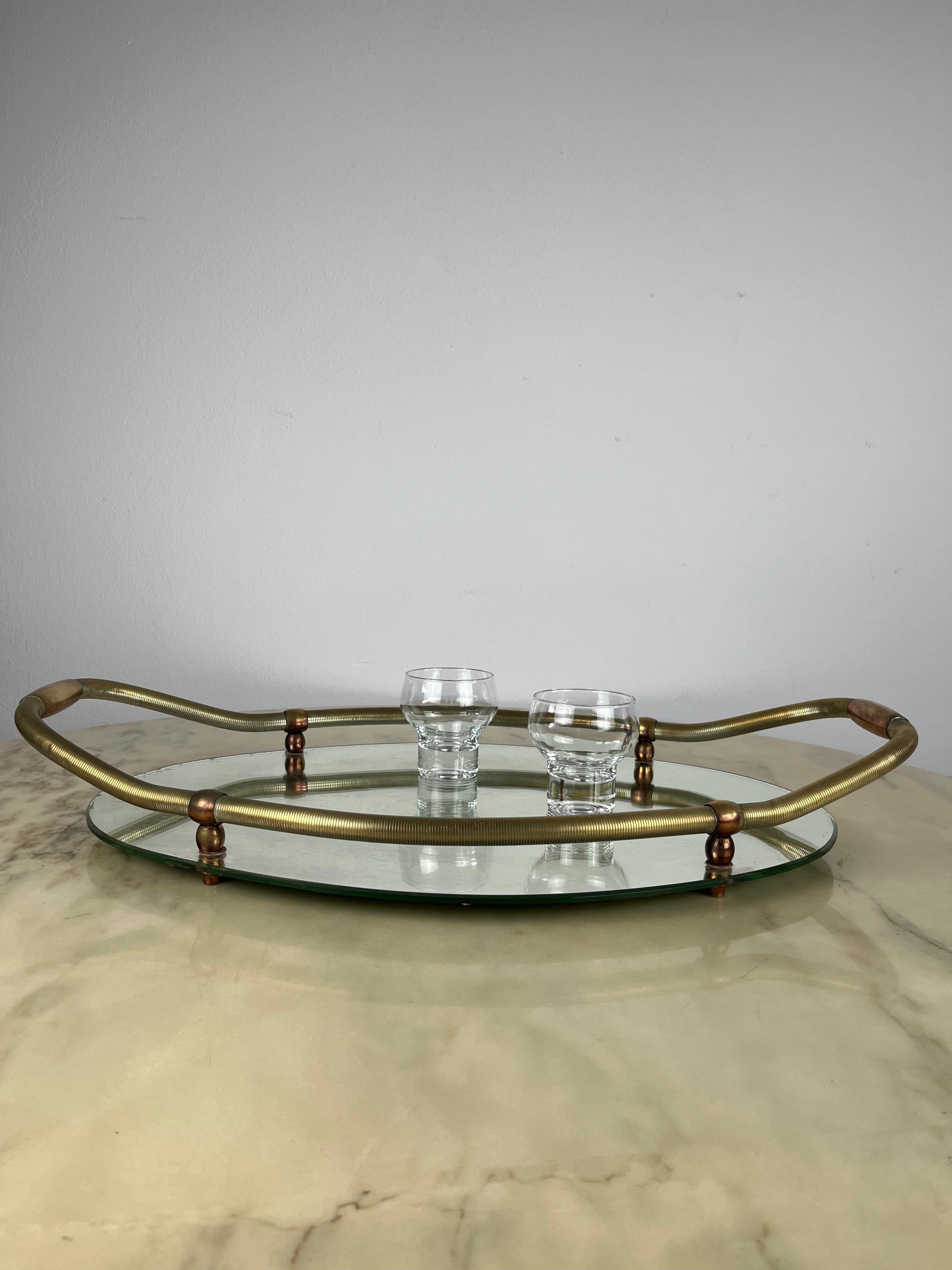 Large Oval Tray in Brass and Mirror, Italy, 1940s For Sale 1