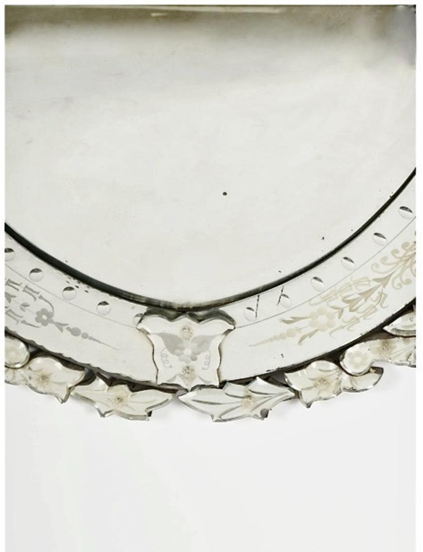 Néo-rococo Grand miroir vénitien ovale en vente