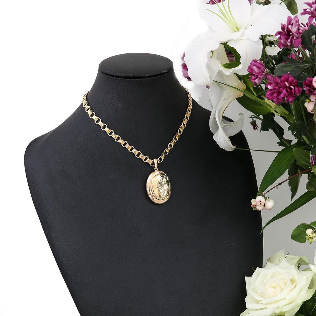 Large Oval Victorian 18ct Gold Forget Me Not Rose Cut Diamond Locket Pendant 5