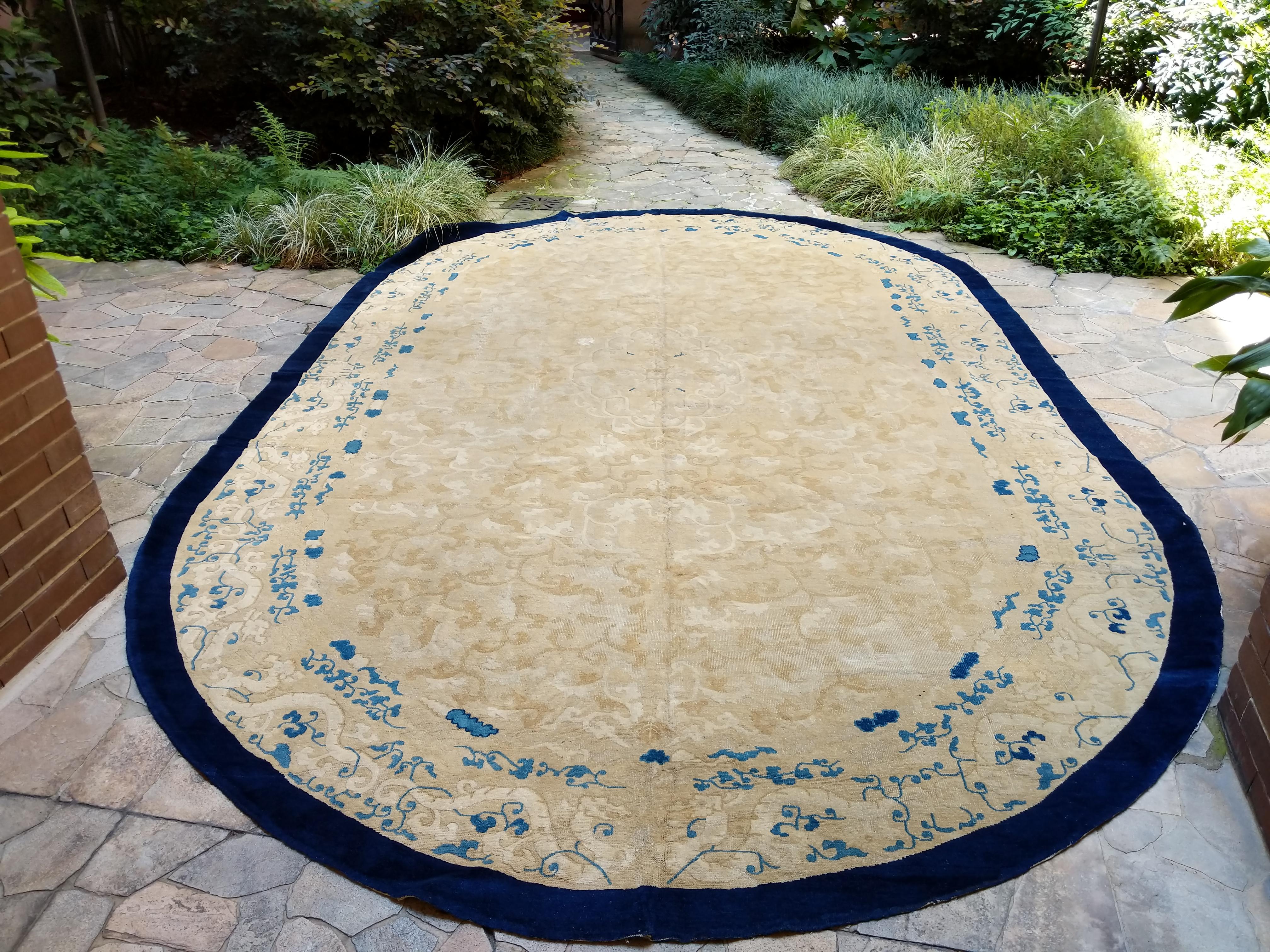 Large Oval Fine Antique Chinese Carpet For Sale 1