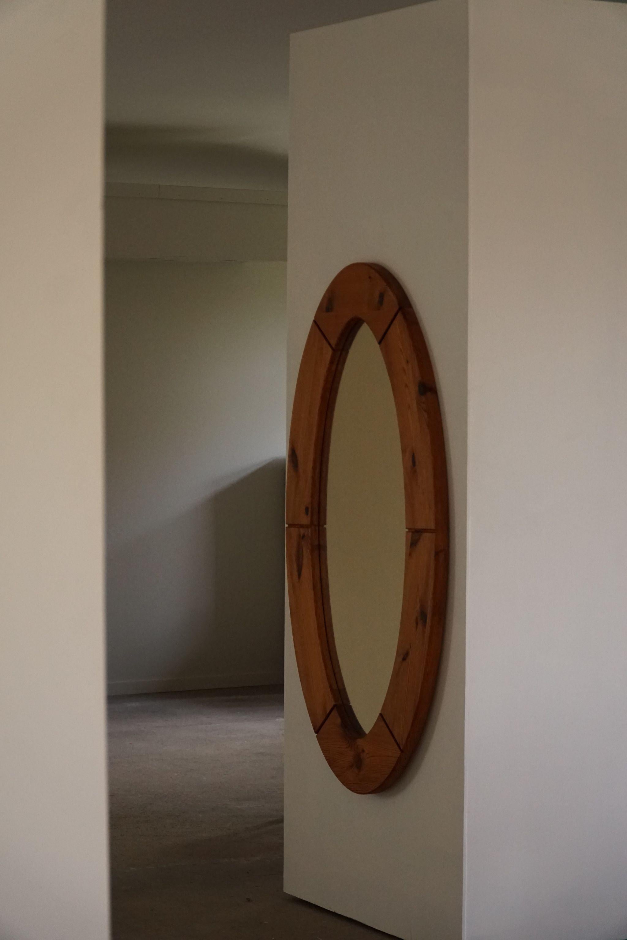 Large Oval Wall Mirror in Solid Pine by Glasmäster Markaryd, Sweden, 1960s For Sale 1