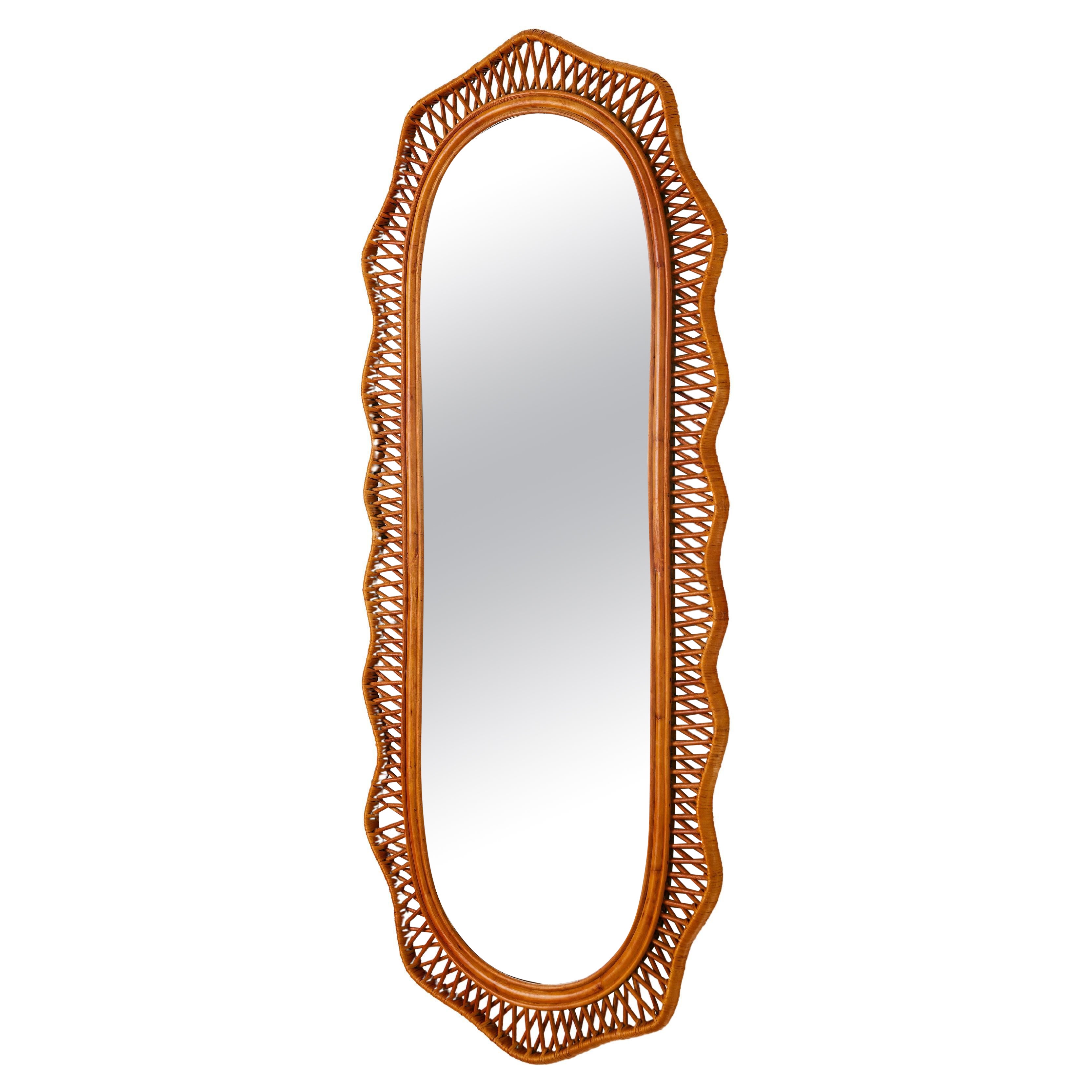 Grande specchio da parete ovale in vimini e rattan