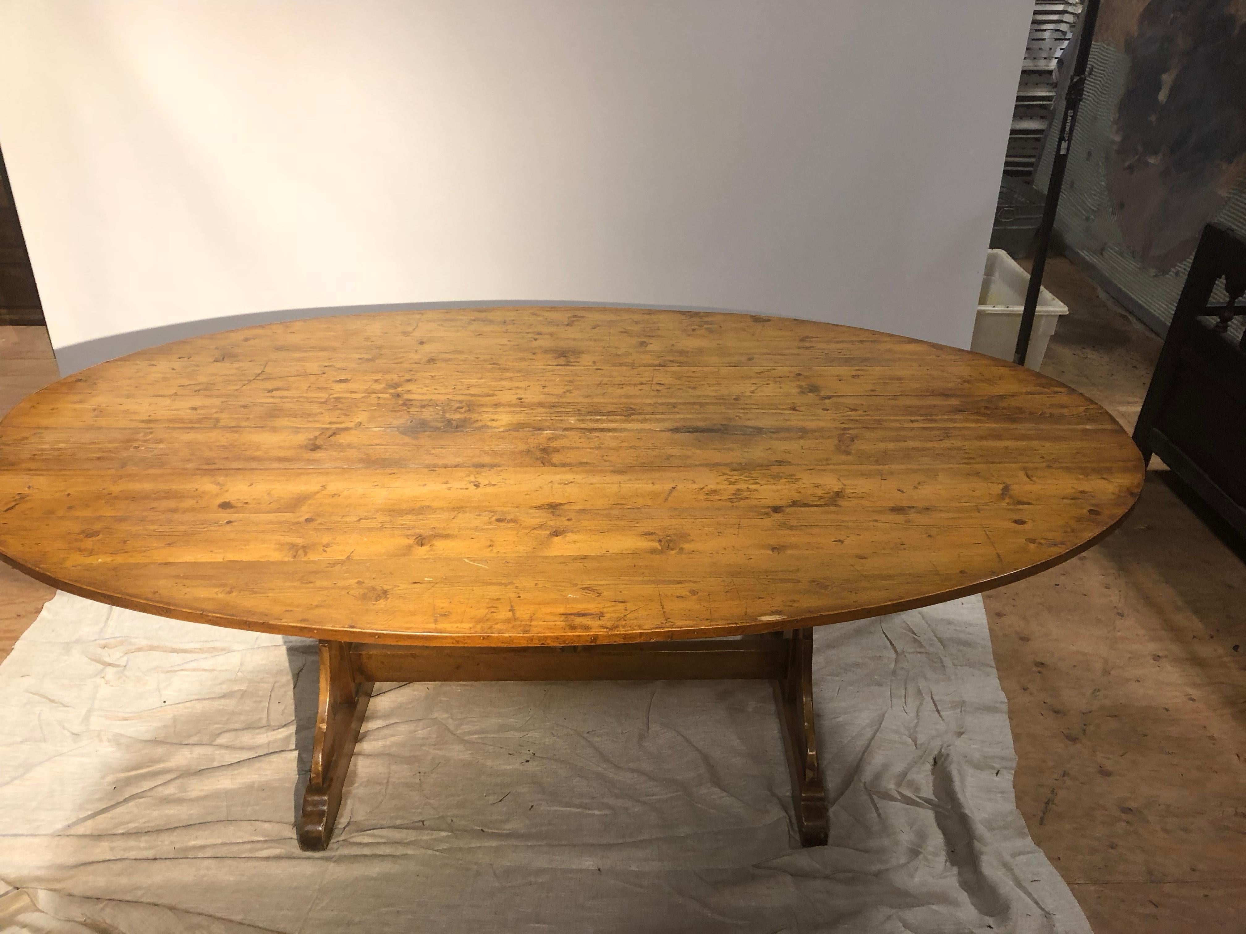 Large Oval Wine Tasting Table, French, 19th Century In Good Condition In Doylestown, PA