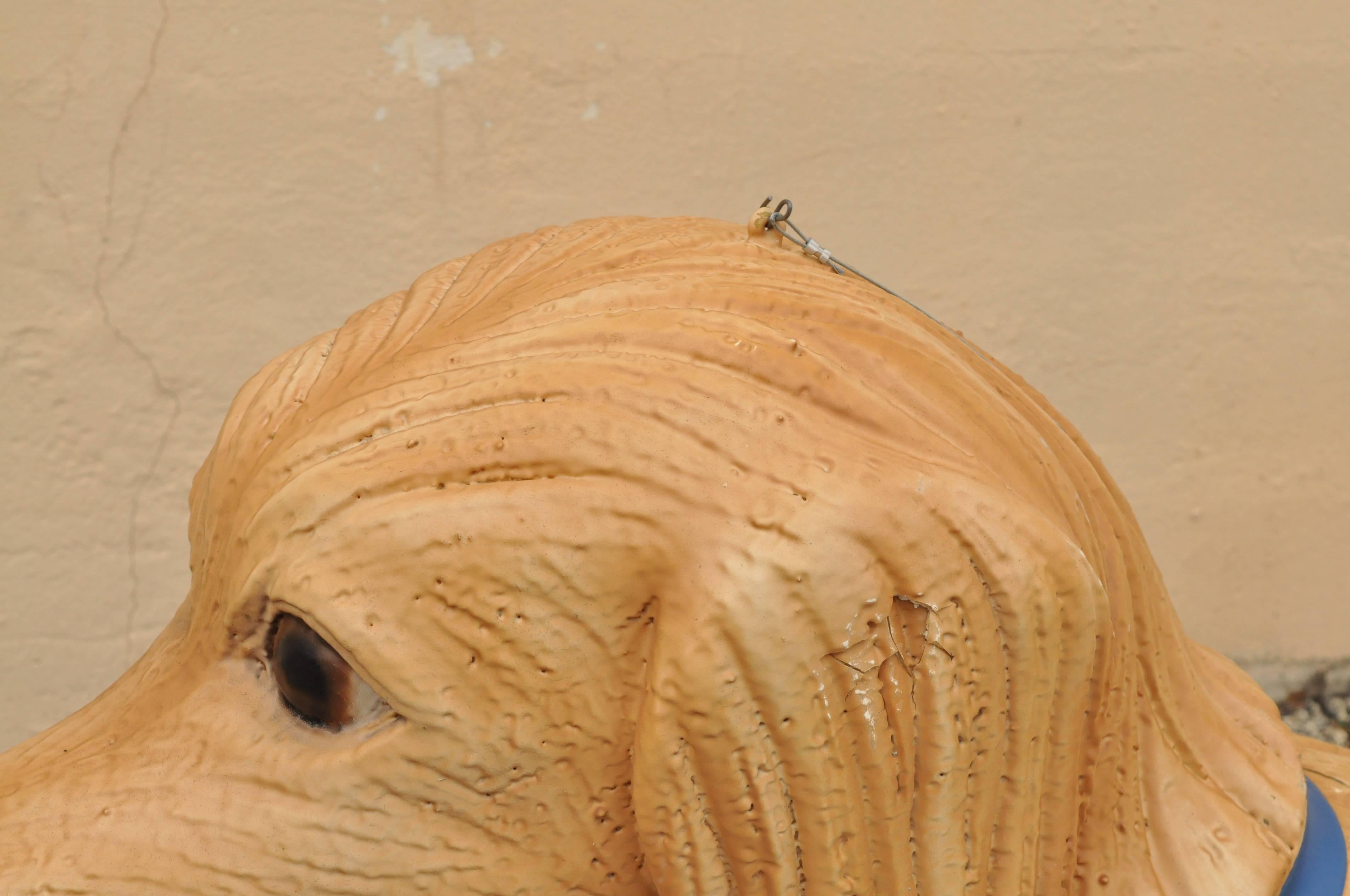 Grand mannequin de chien Labrador Retriever en fibre de verre surdimensionné pour magasin de détail 1