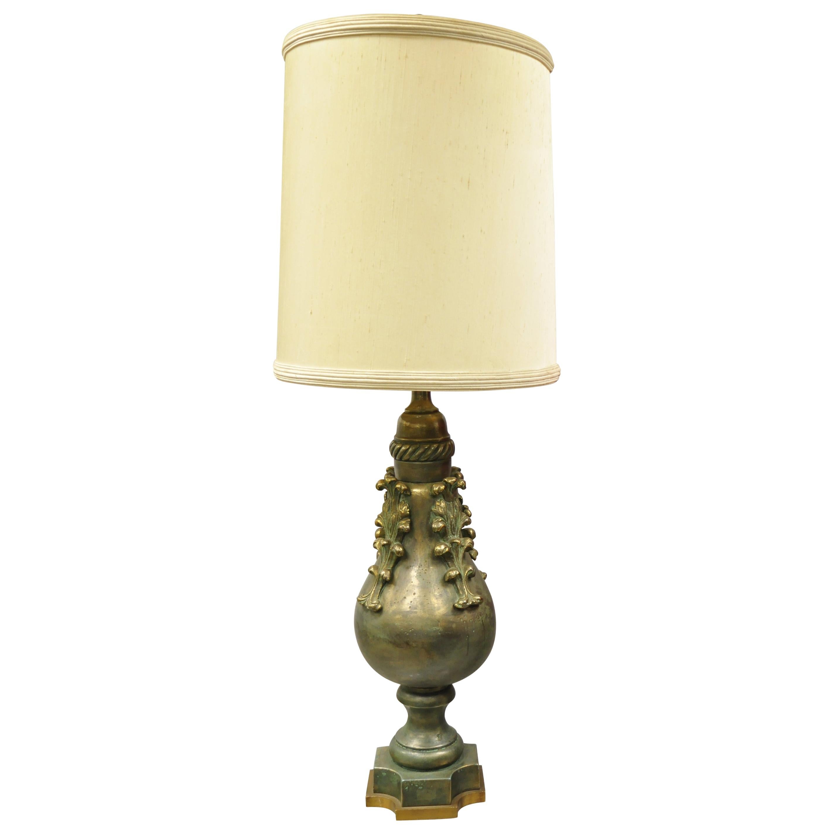 Grande lampada da tavolo oversize in ceramica italiana Marbro con rotolo di foglie in vendita