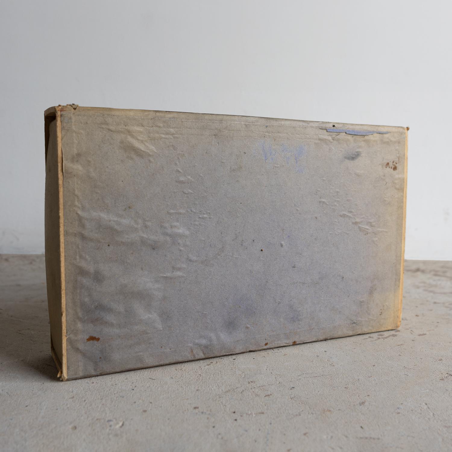 Large Oversized Antique Advertising Matchbox And Contents, 1920s For Sale 5