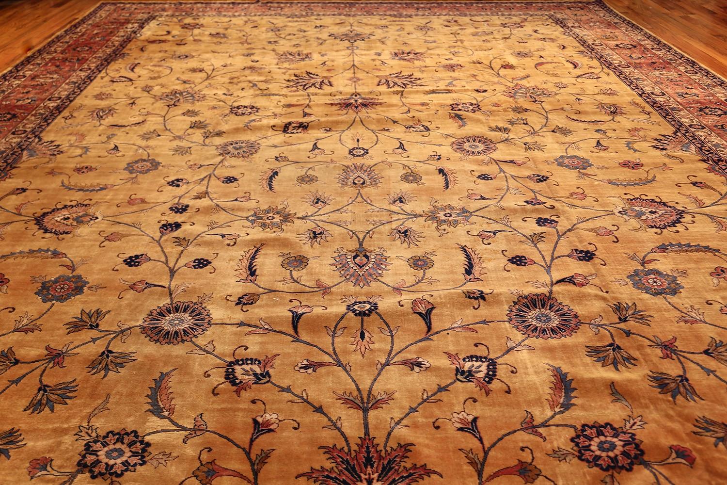 Agra Nazmiyal Collection Antique Indian Carpet. Size: 14 ft x 24 ft 6 in